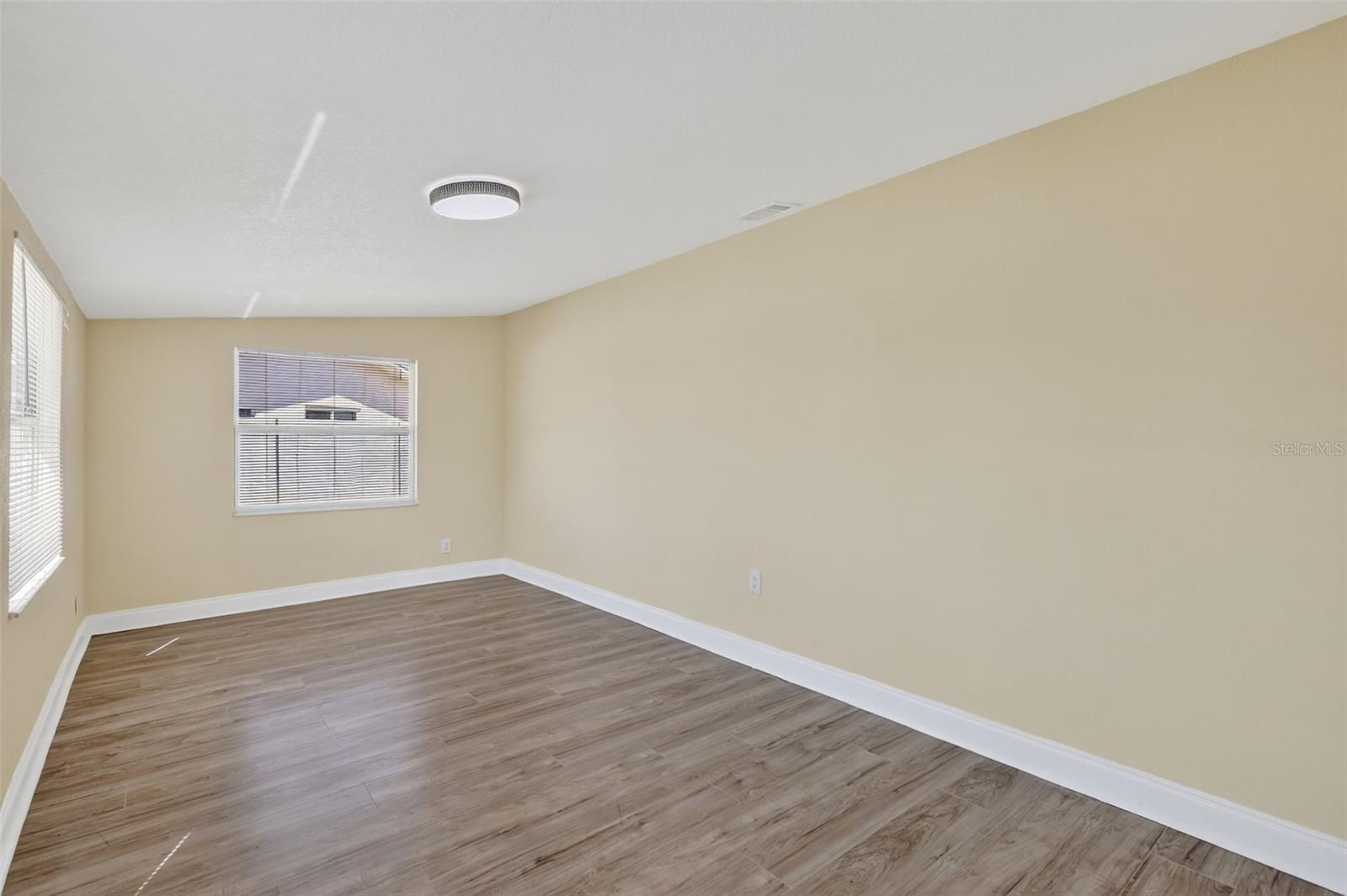 Image 14 of 57 For 5231 41st Street S