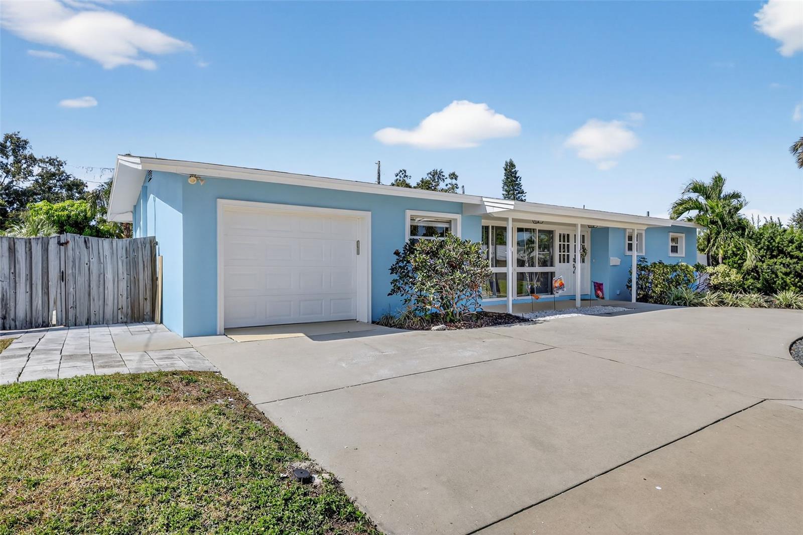 Image 37 of 57 For 5231 41st Street S