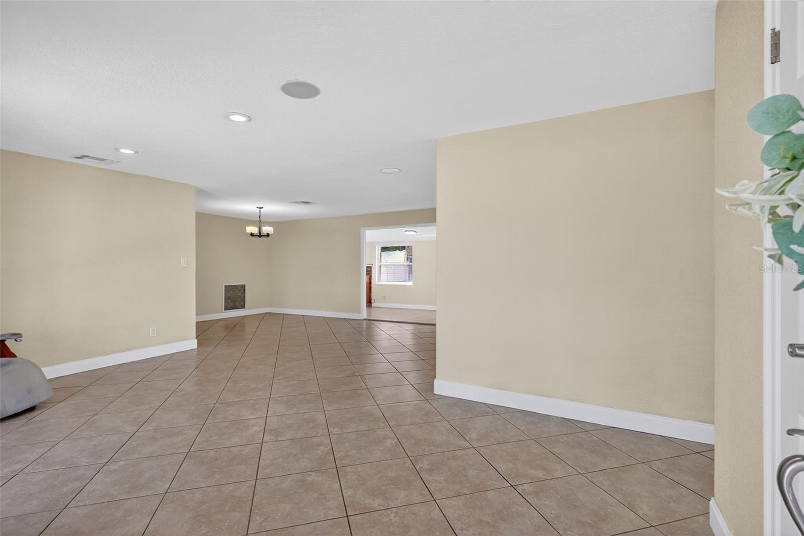 Image 5 of 57 For 5231 41st Street S