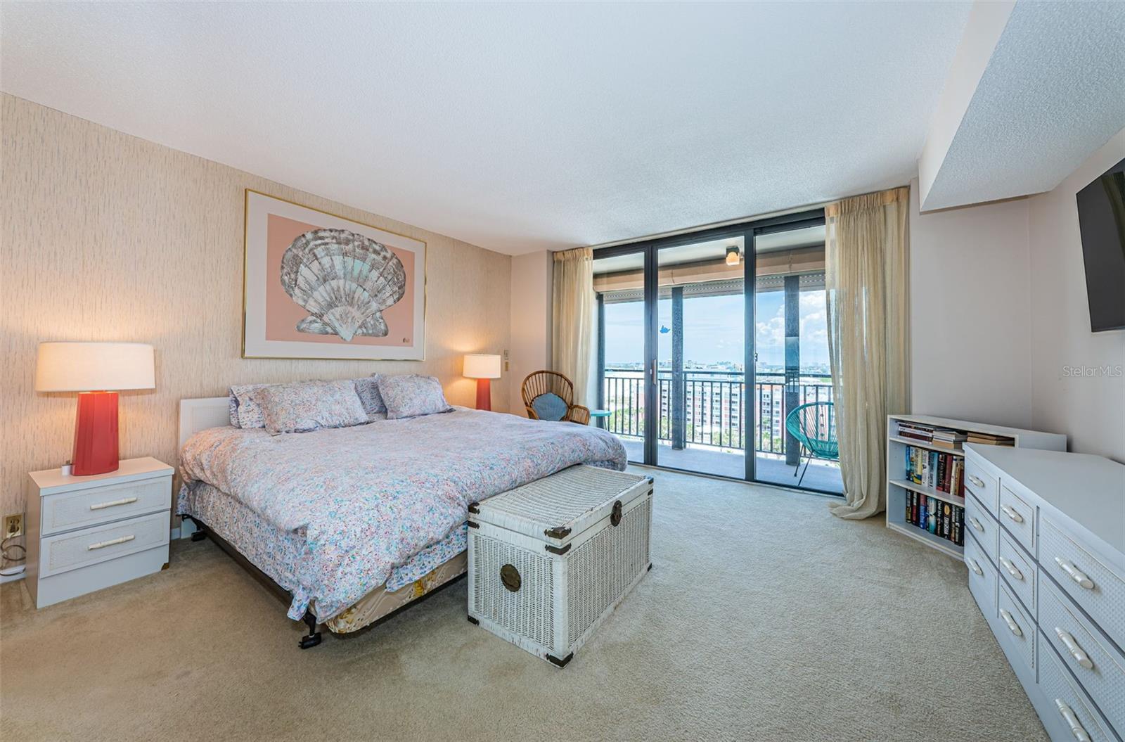 Image 13 of 39 For 3820 Gulf Boulevard 907