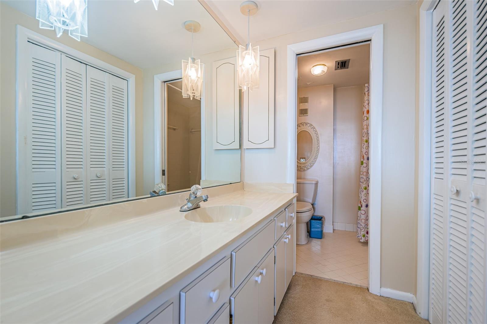 Image 16 of 39 For 3820 Gulf Boulevard 907