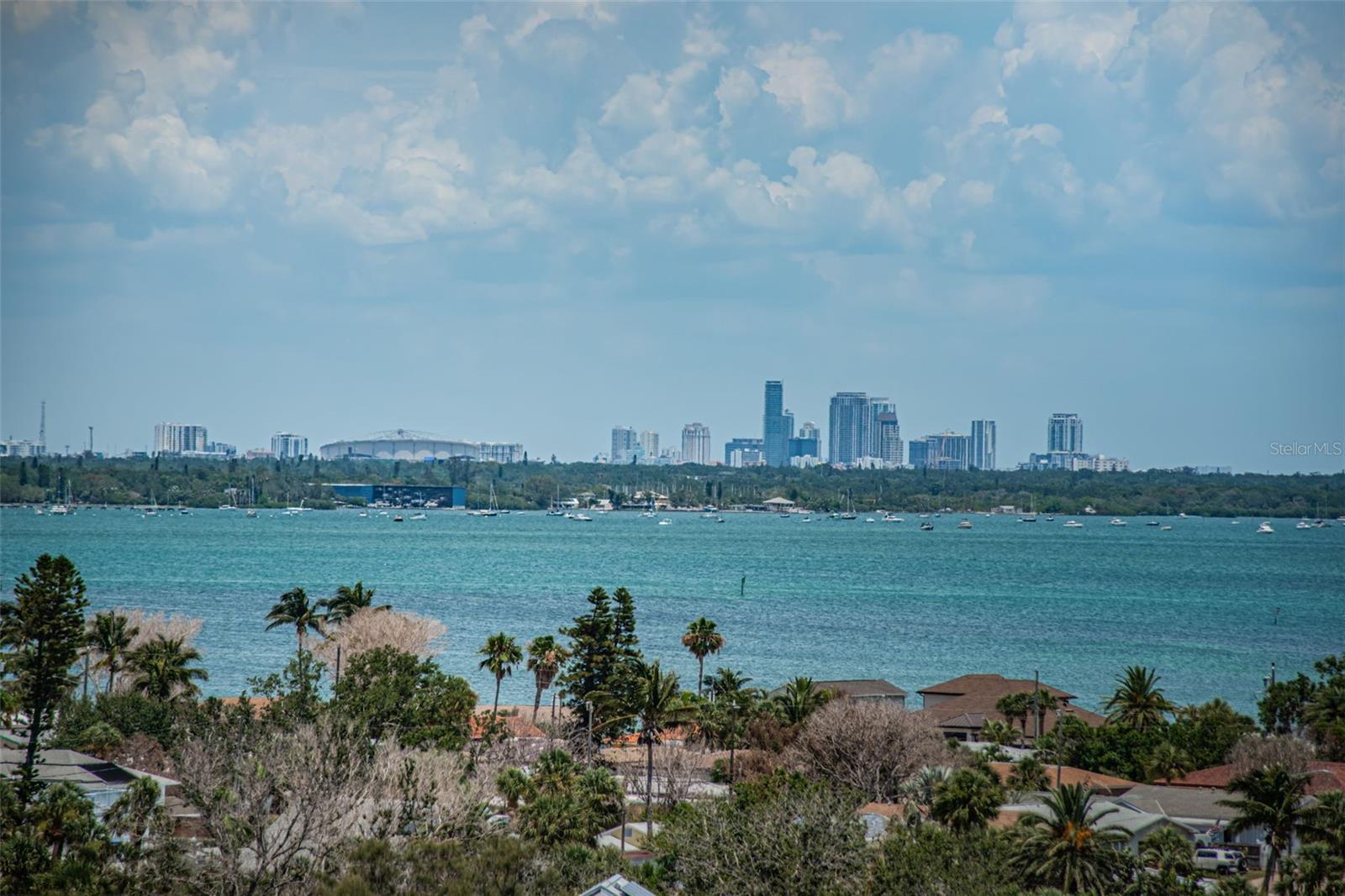 Image 24 of 39 For 3820 Gulf Boulevard 907