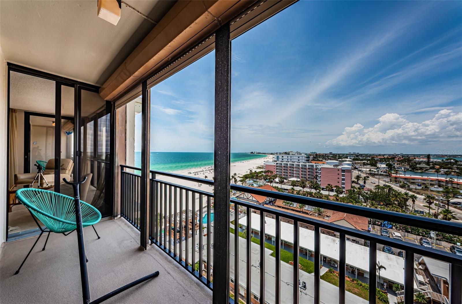 Image 3 of 39 For 3820 Gulf Boulevard 907