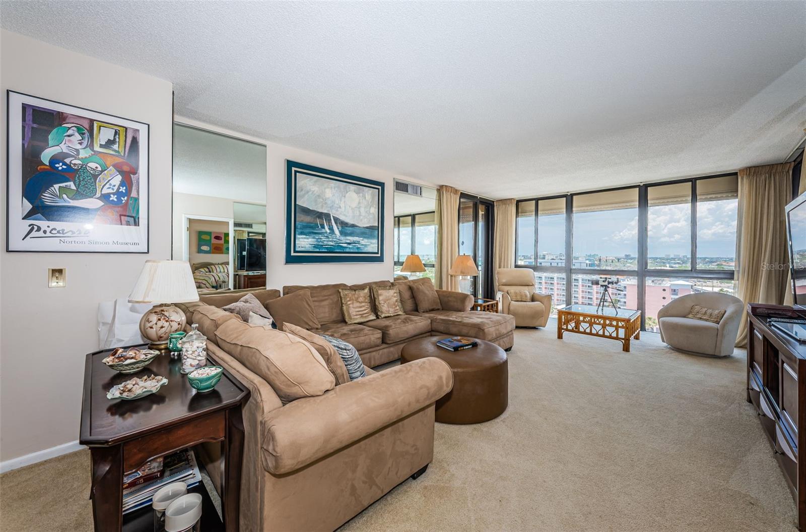 Image 8 of 39 For 3820 Gulf Boulevard 907