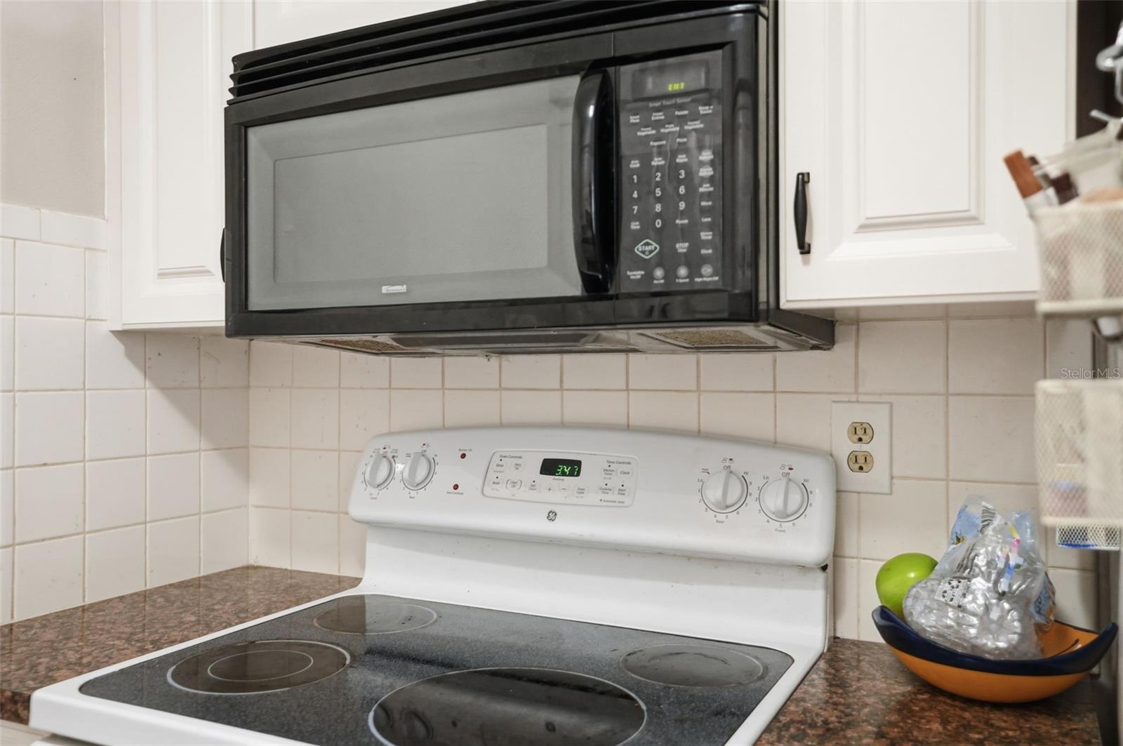 Image 10 of 19 For 4219 Sheldon Place 4219