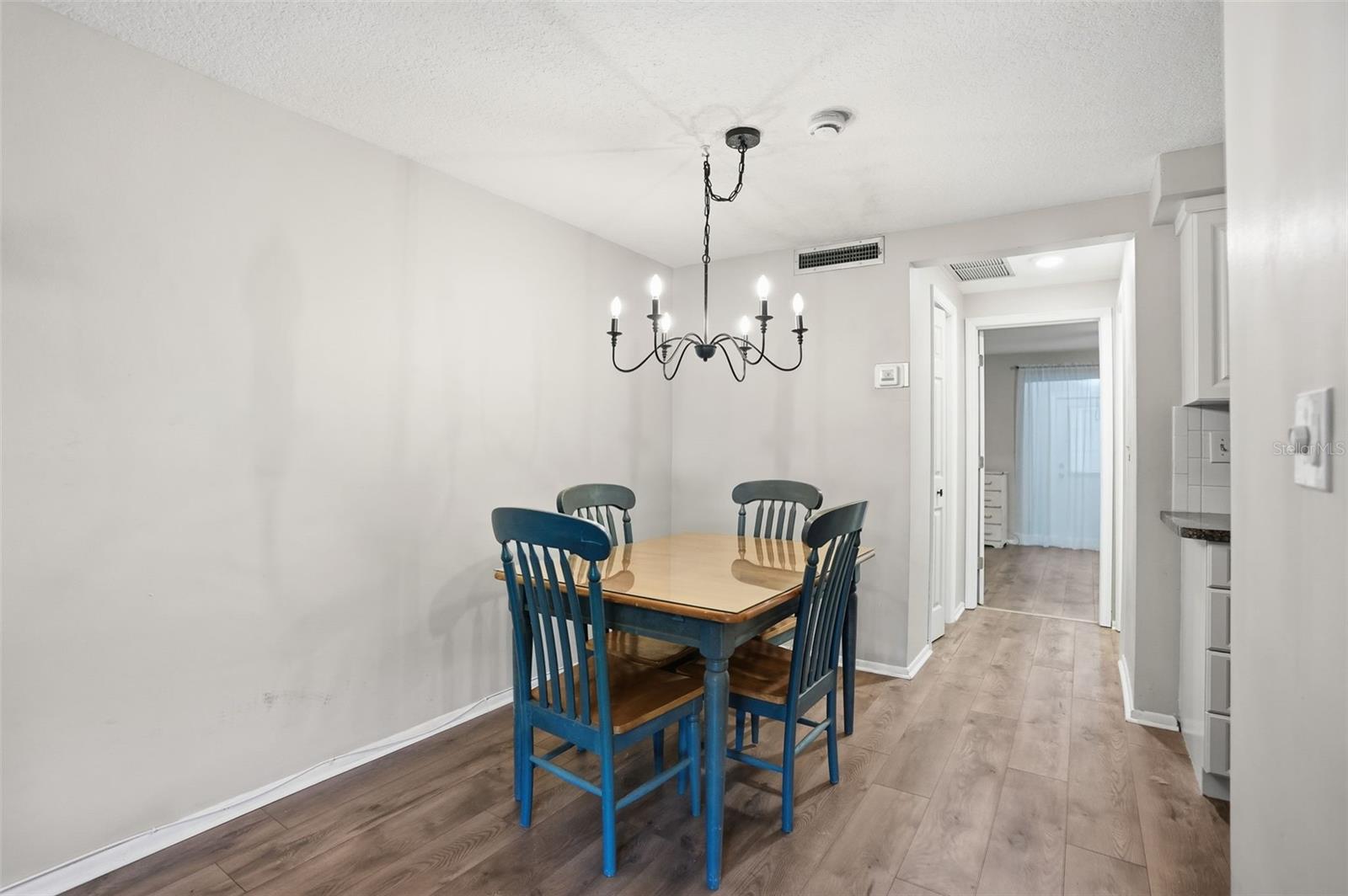 Image 12 of 19 For 4219 Sheldon Place 4219