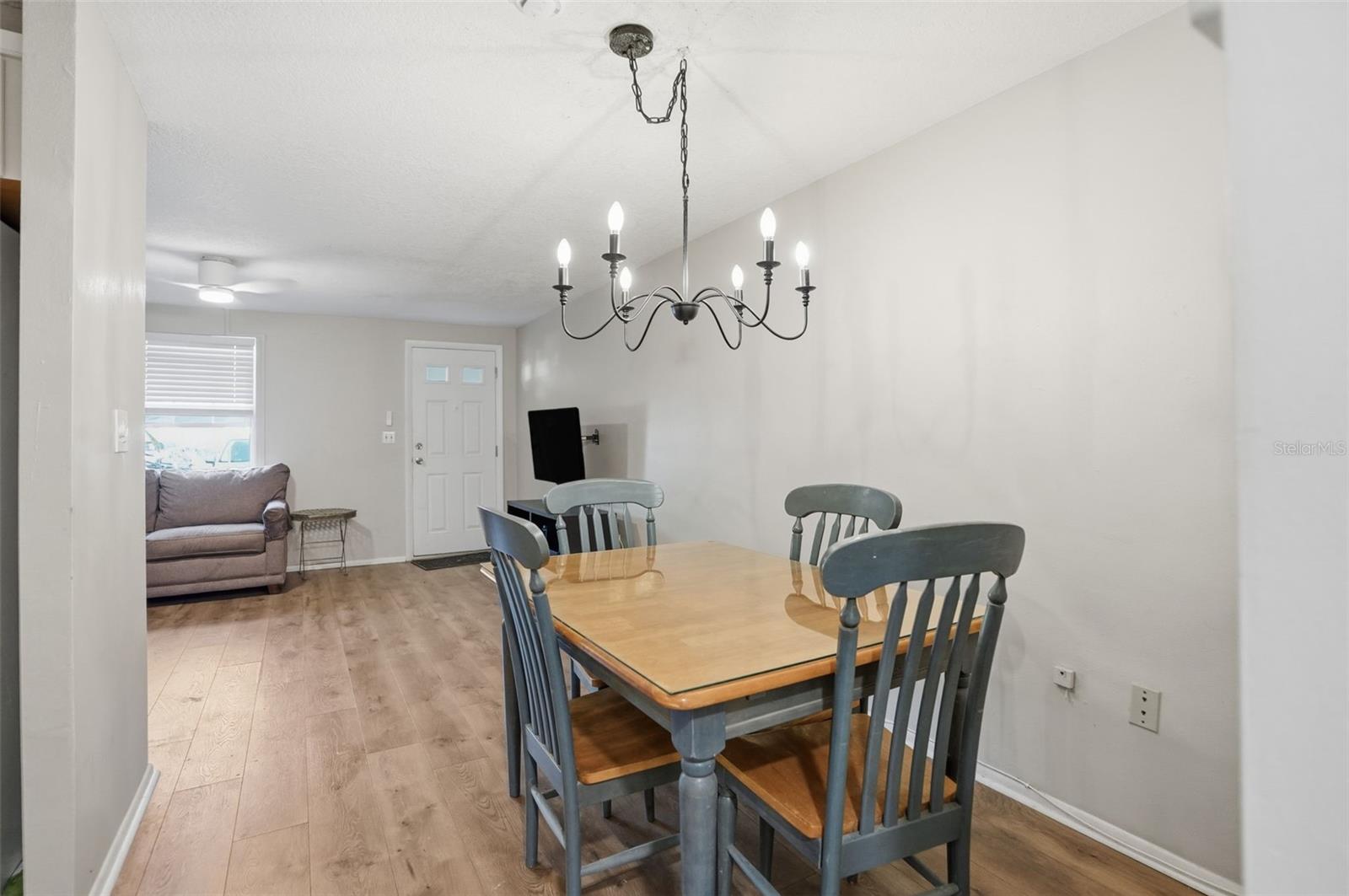 Image 13 of 19 For 4219 Sheldon Place 4219