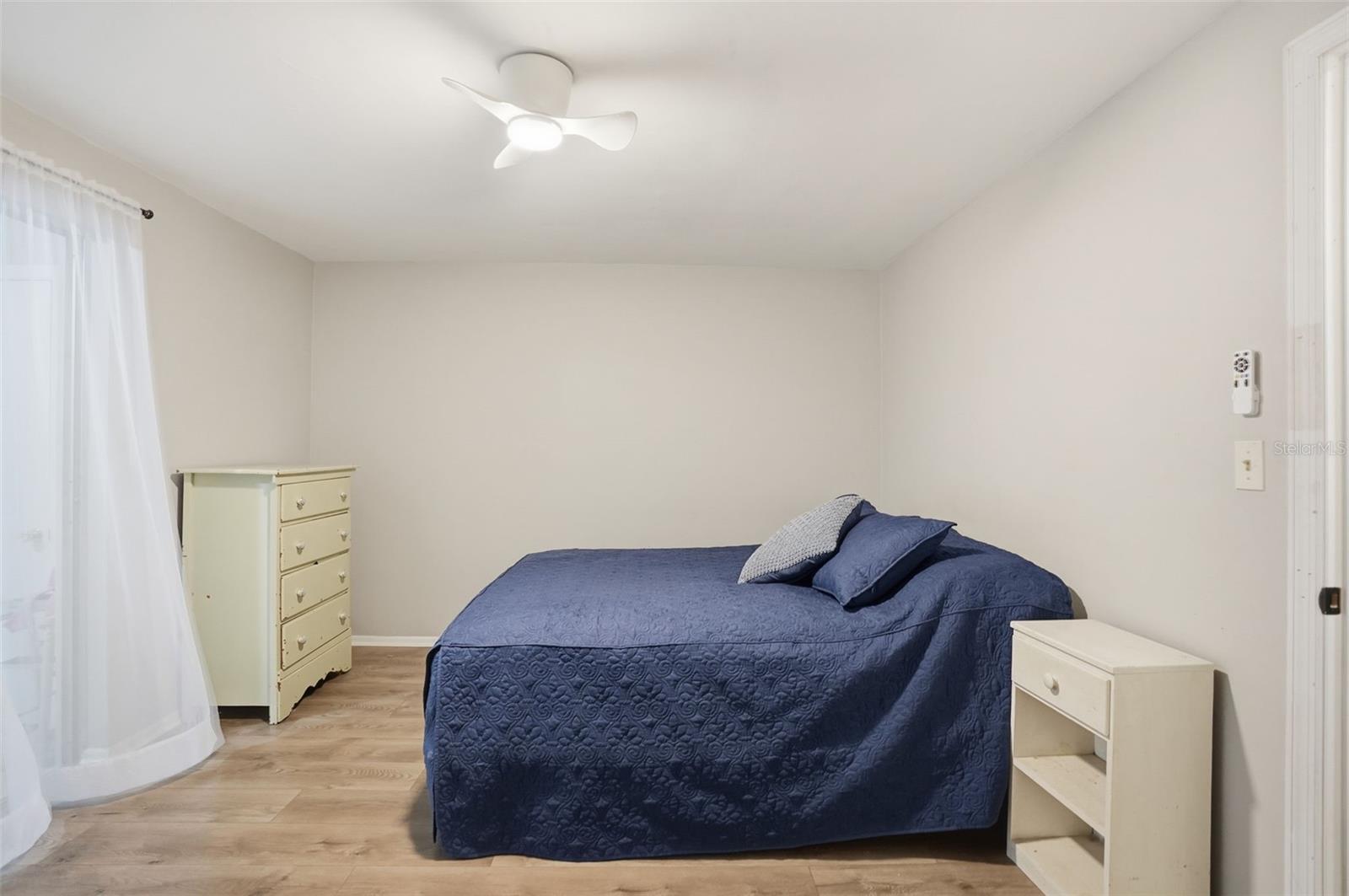 Image 14 of 19 For 4219 Sheldon Place 4219