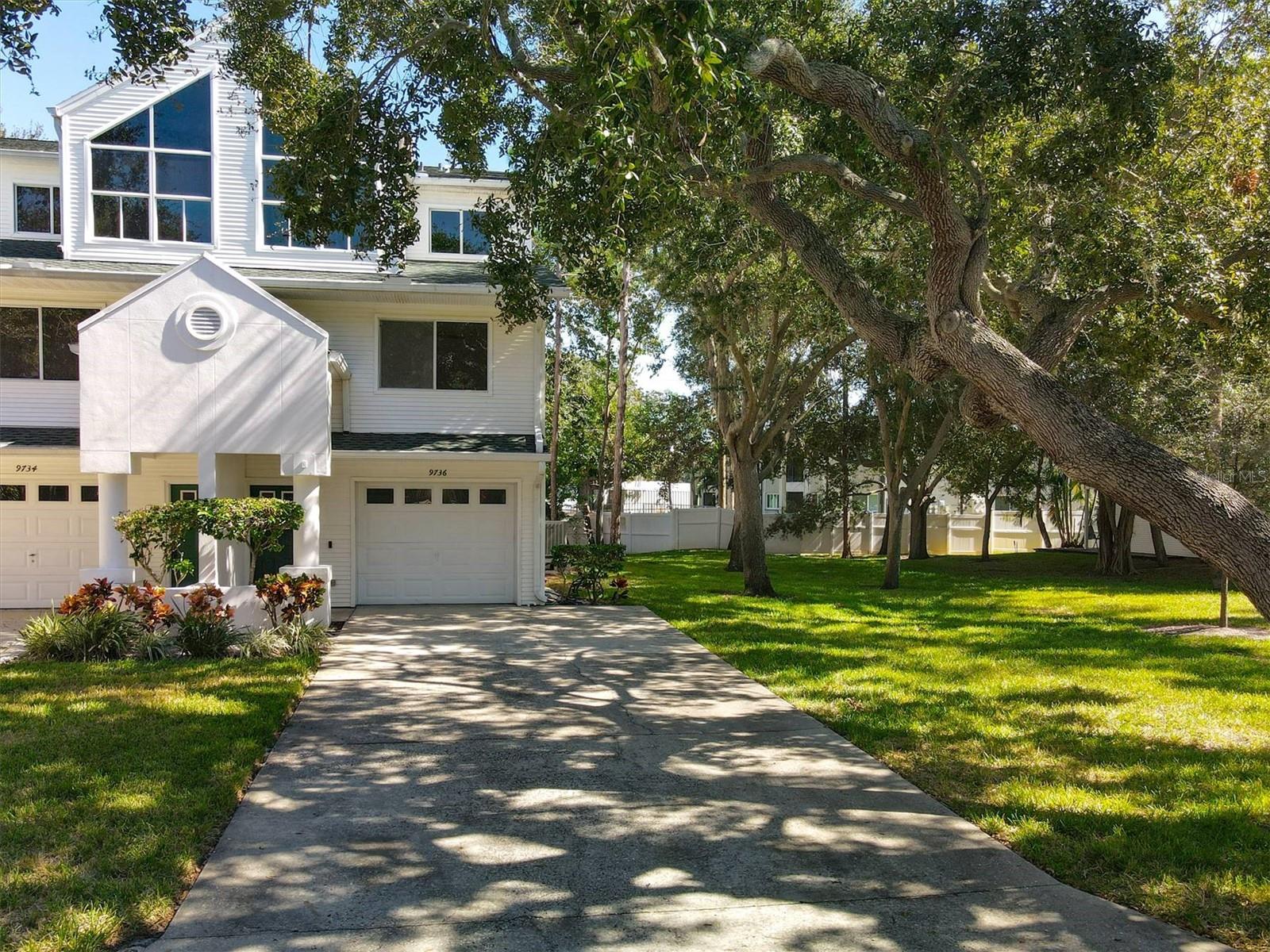 Details for 9736 Indian Key Trail 111, SEMINOLE, FL 33776