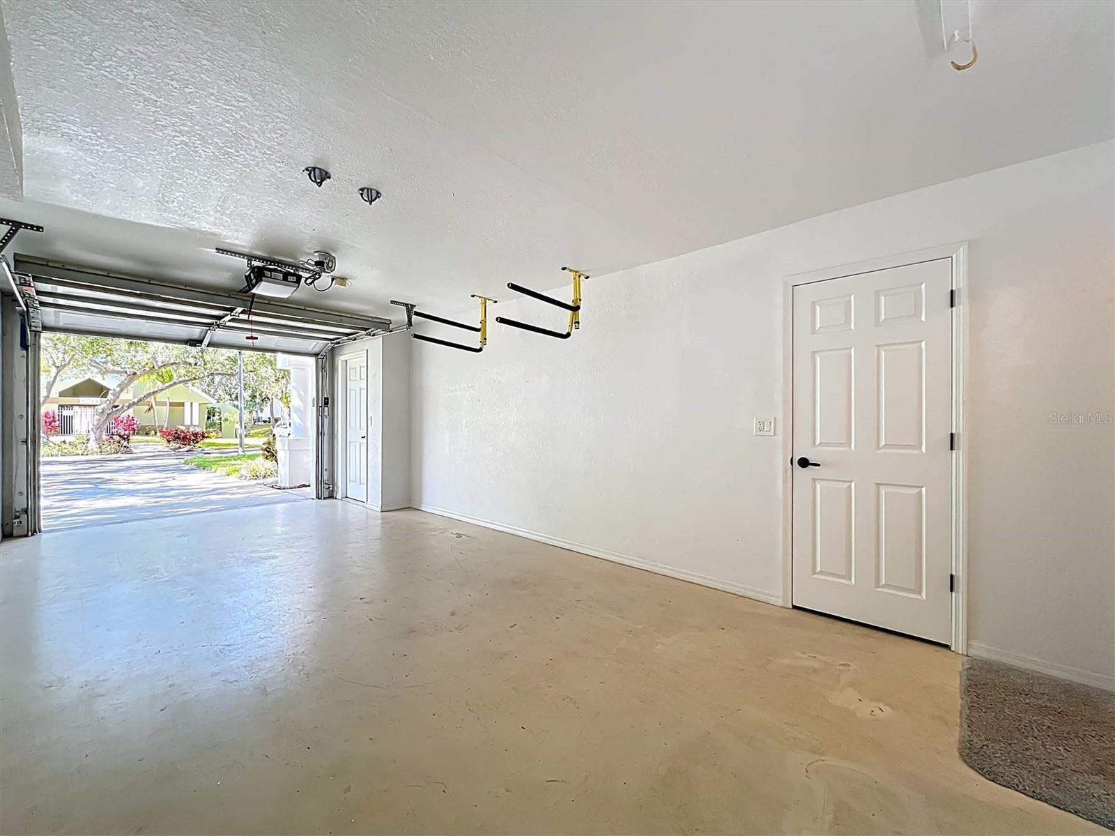 Image 38 of 56 For 9736 Indian Key Trail 111