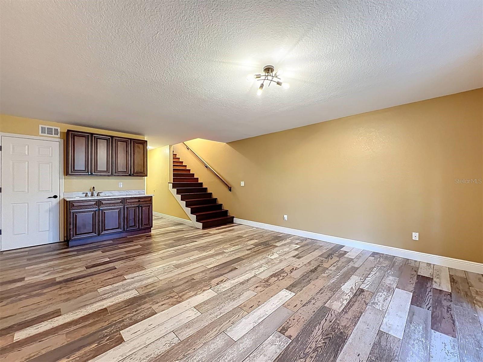 Image 4 of 56 For 9736 Indian Key Trail 111