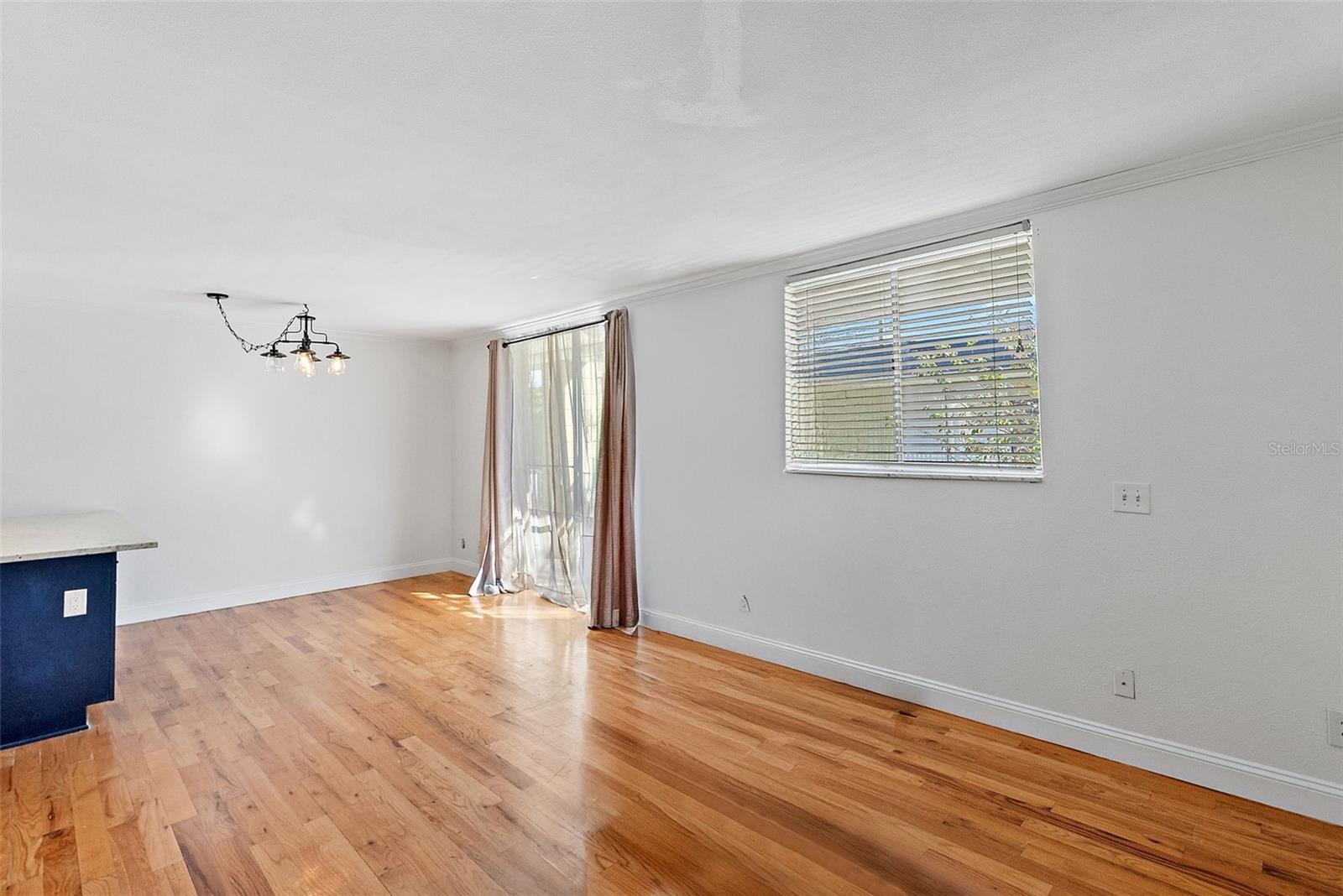 Image 16 of 30 For 1301 Howard Avenue C12