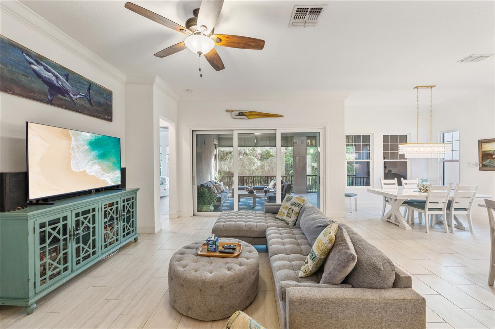 Image 12 of 62 For 1025 Seagrape Drive