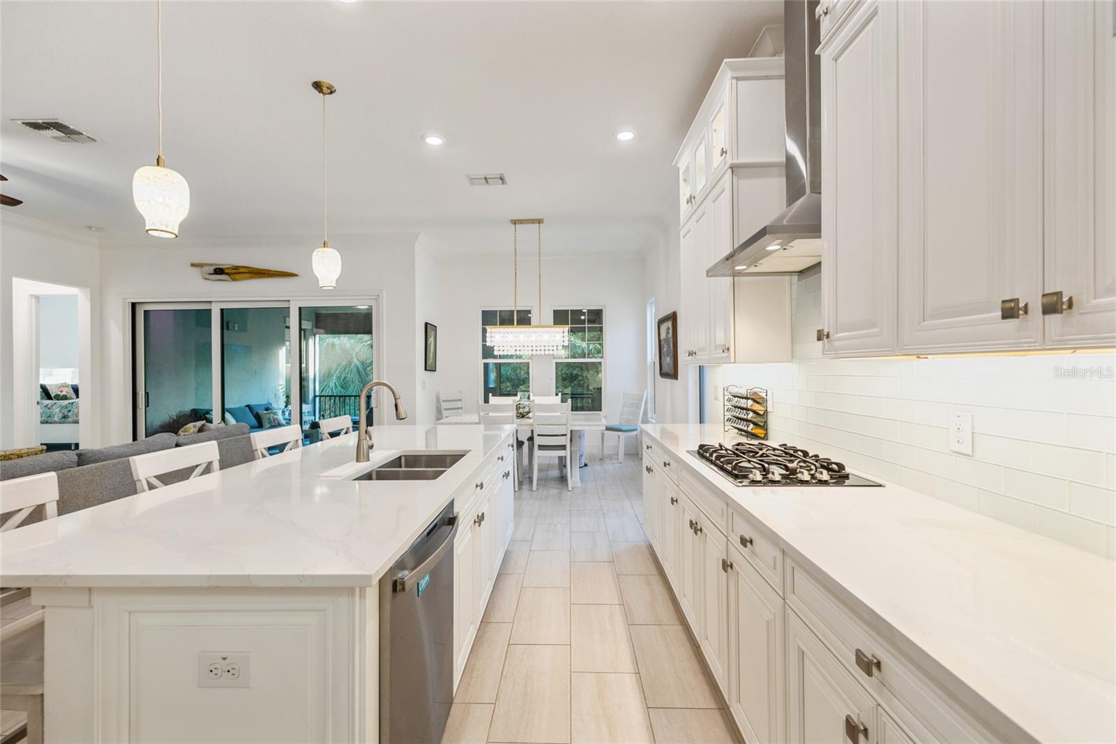 Image 17 of 62 For 1025 Seagrape Drive