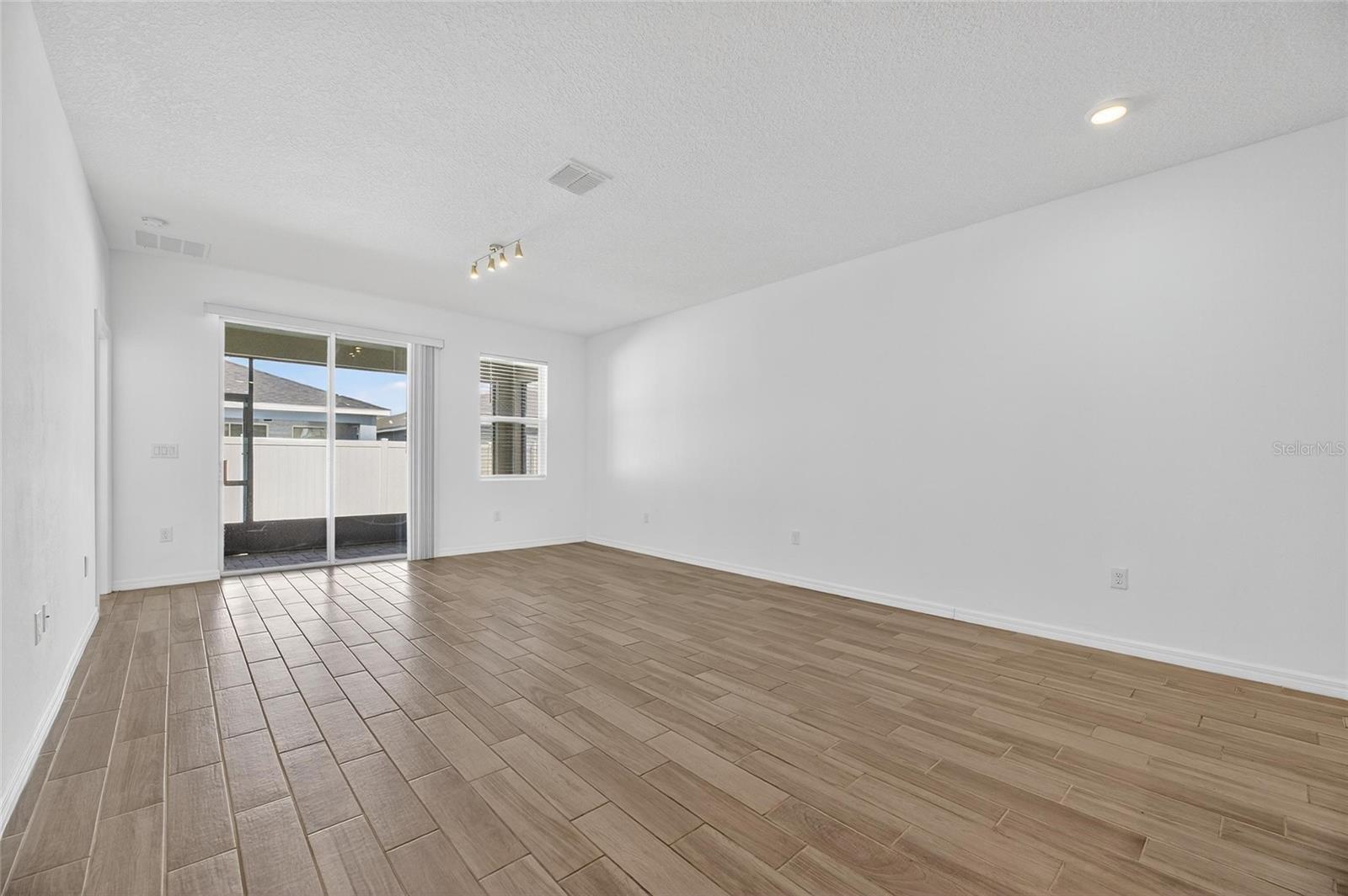 Image 25 of 67 For 11838 Brighton Knoll Loop