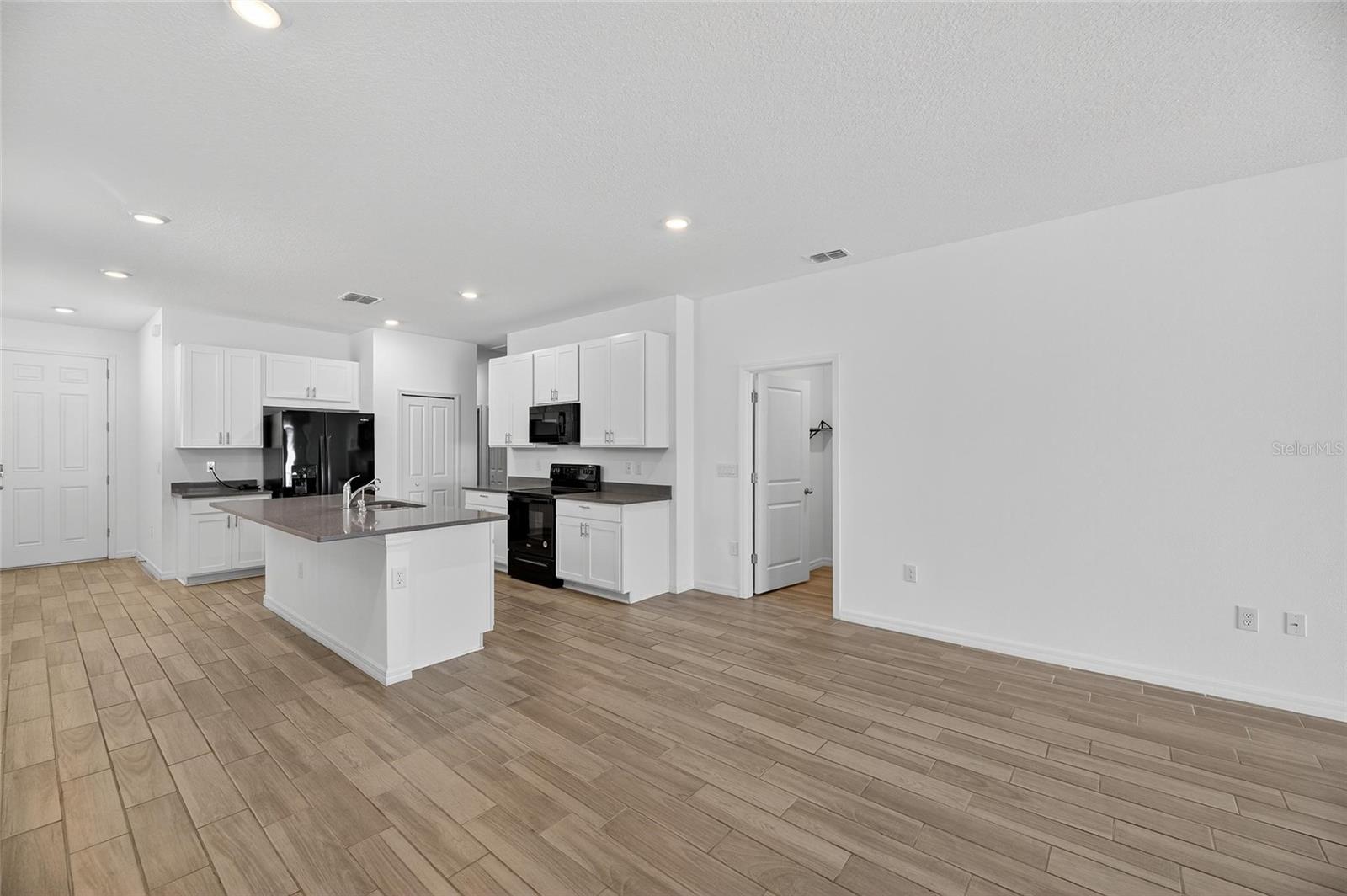 Image 29 of 67 For 11838 Brighton Knoll Loop