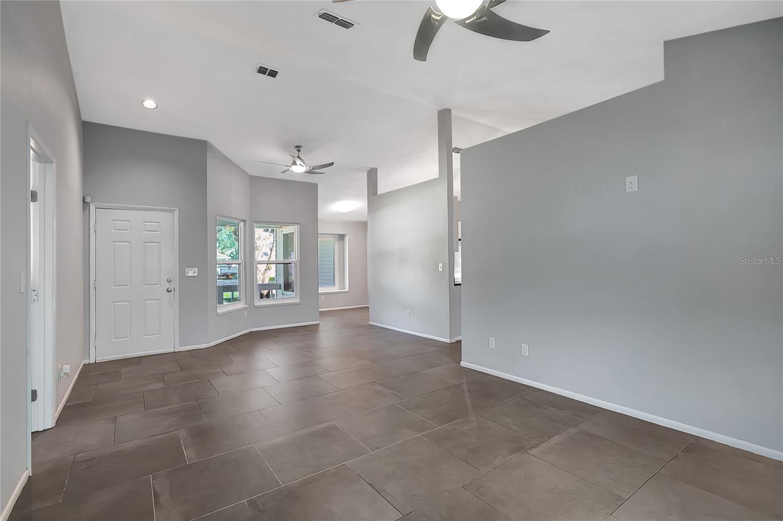 Image 10 of 28 For 2038 Bonnie Avenue