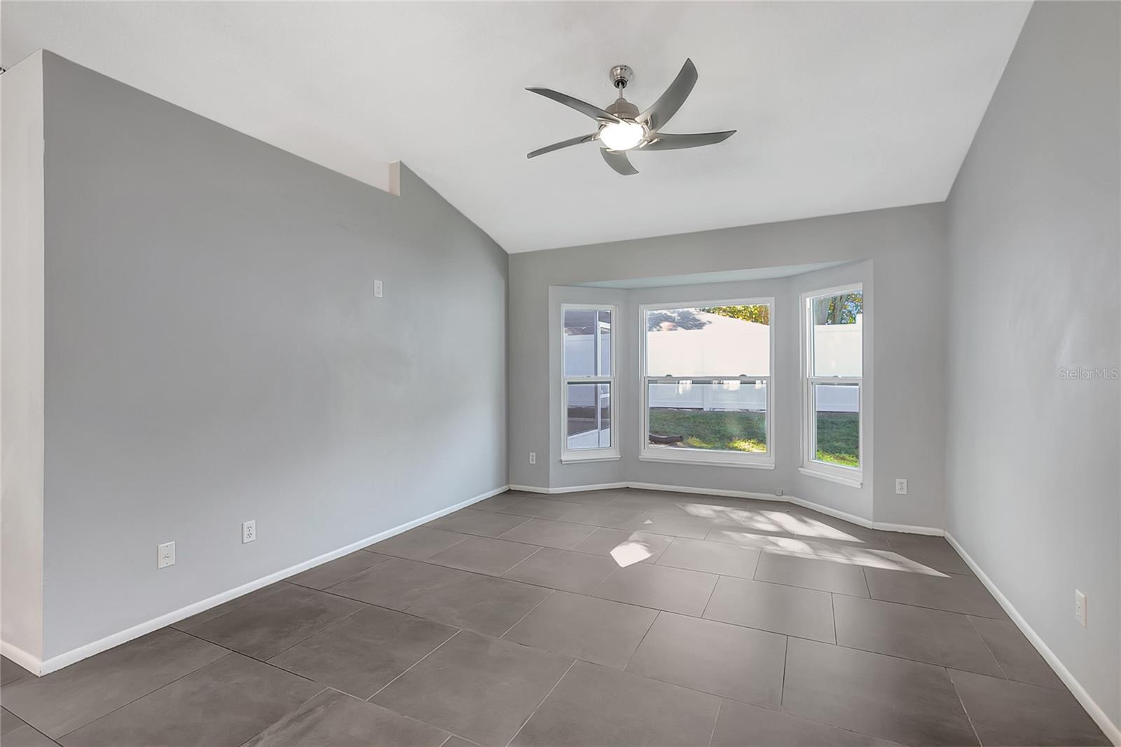 Image 8 of 28 For 2038 Bonnie Avenue