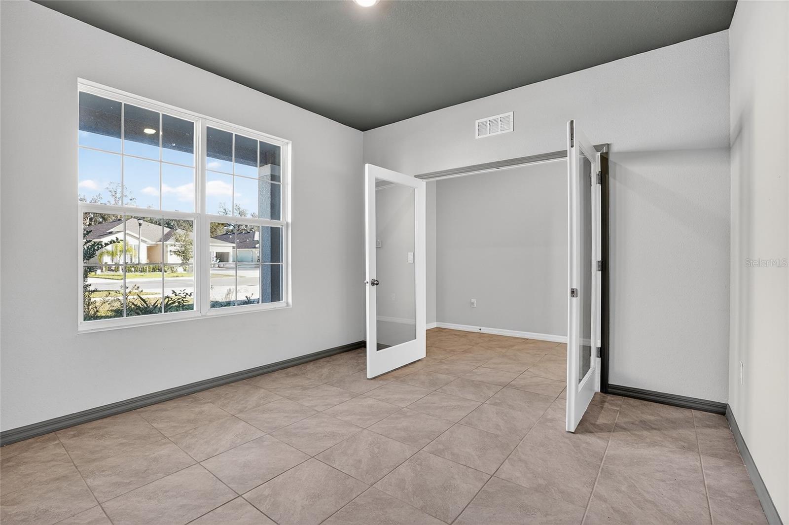 Image 5 of 43 For 35938 Morse Willow Court