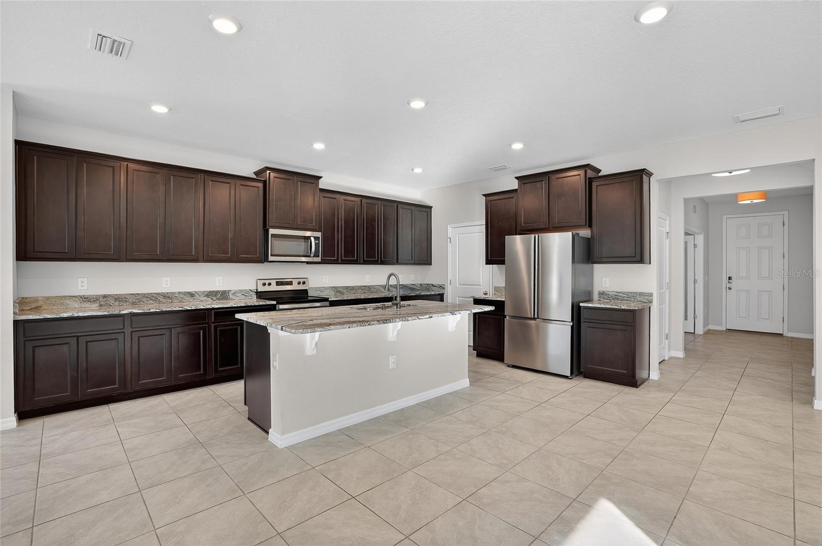 Image 6 of 43 For 35938 Morse Willow Court