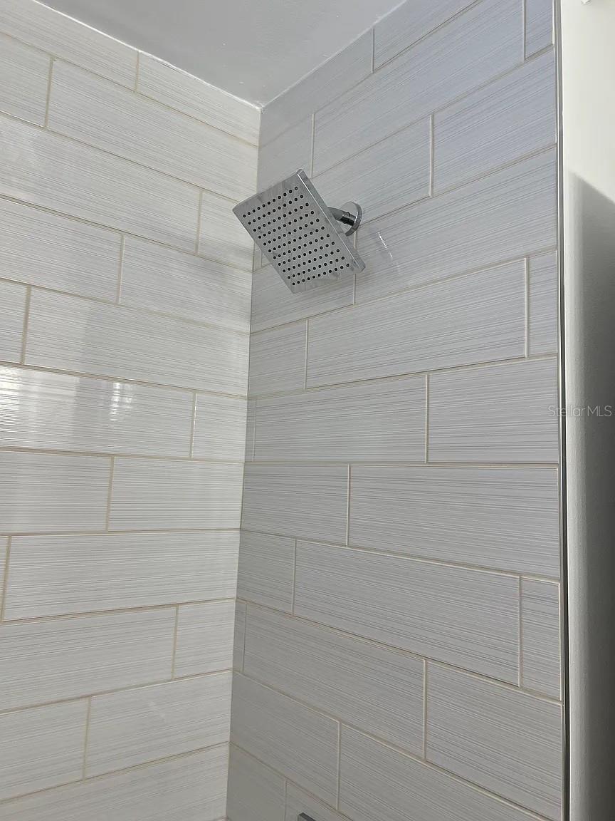 Image 20 of 24 For 6690 17th Street N