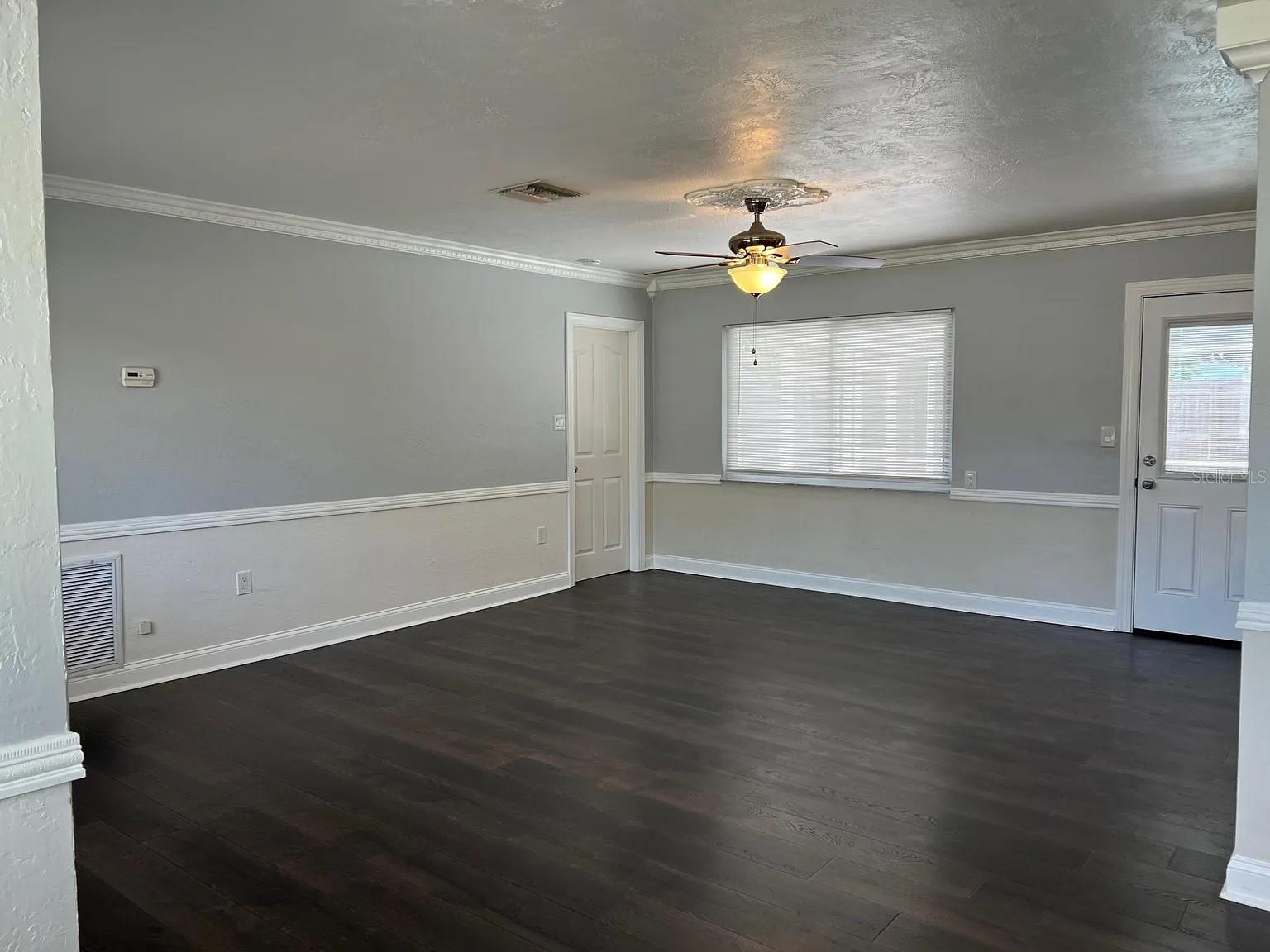 Image 6 of 19 For 6690 17th Street N