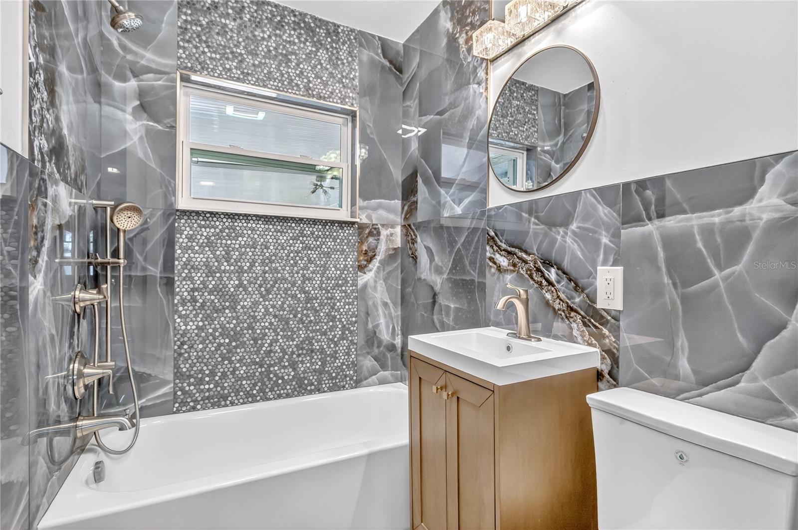 Image 10 of 36 For 2000 76th Street N