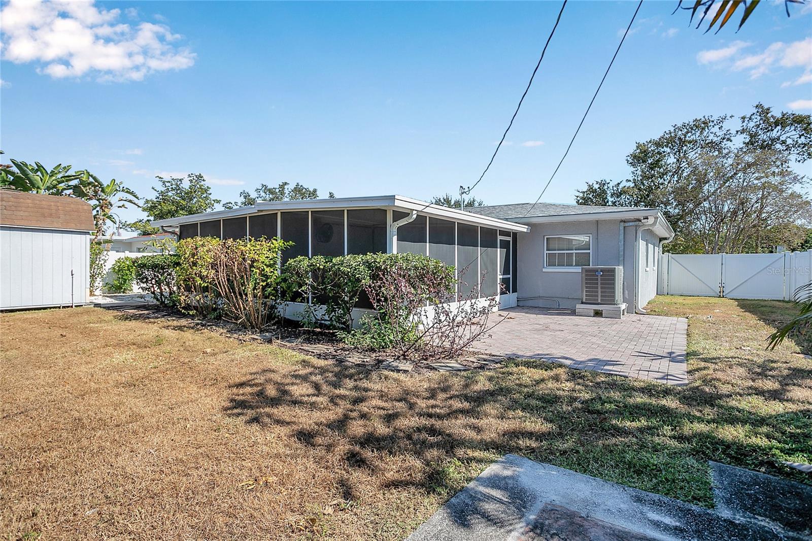 Image 21 of 36 For 2000 76th Street N