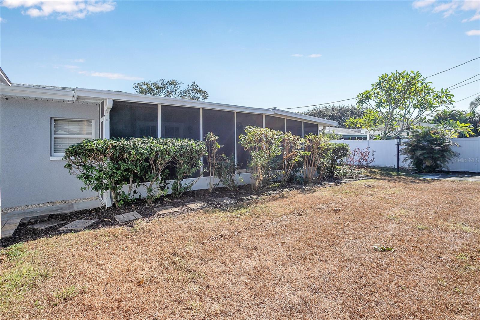 Image 23 of 36 For 2000 76th Street N