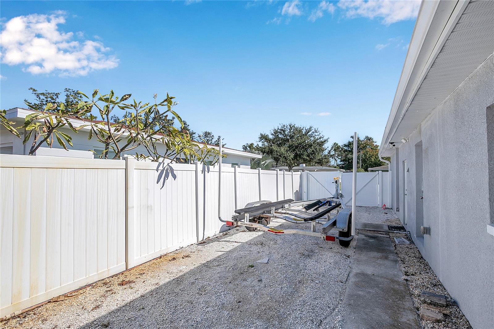 Image 25 of 36 For 2000 76th Street N