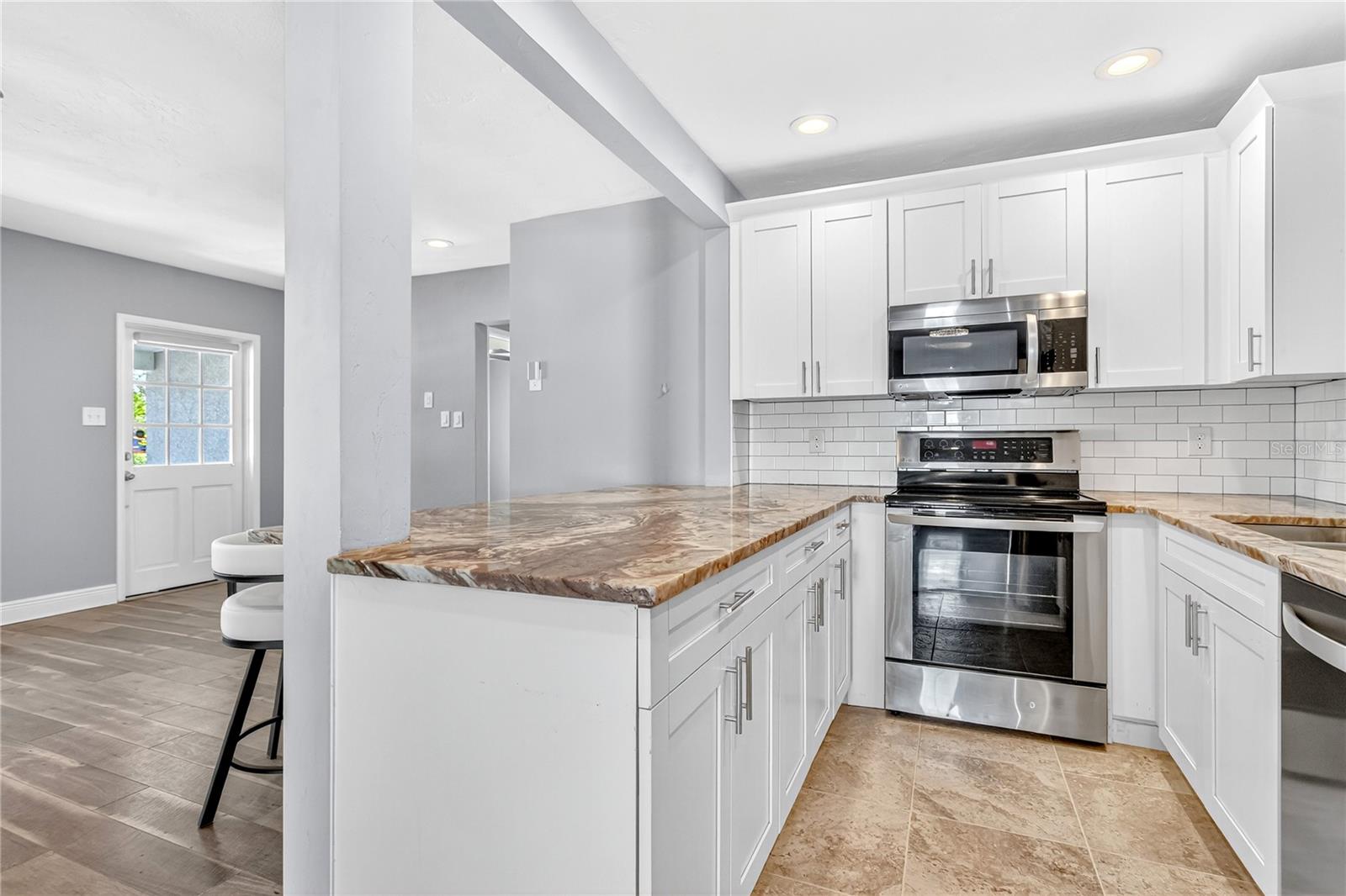 Image 5 of 36 For 2000 76th Street N