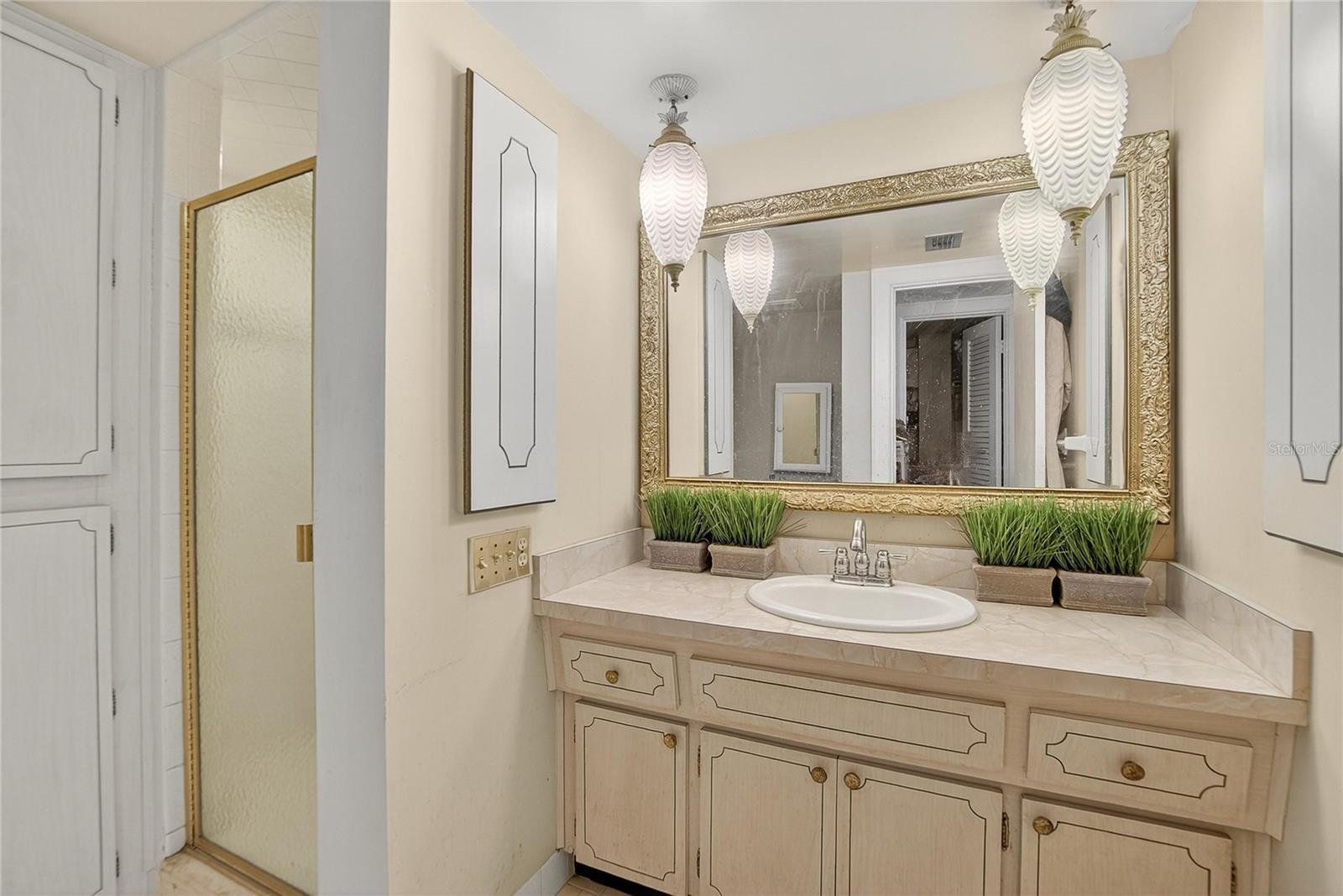 Image 14 of 45 For 131 Bluff View Drive 203