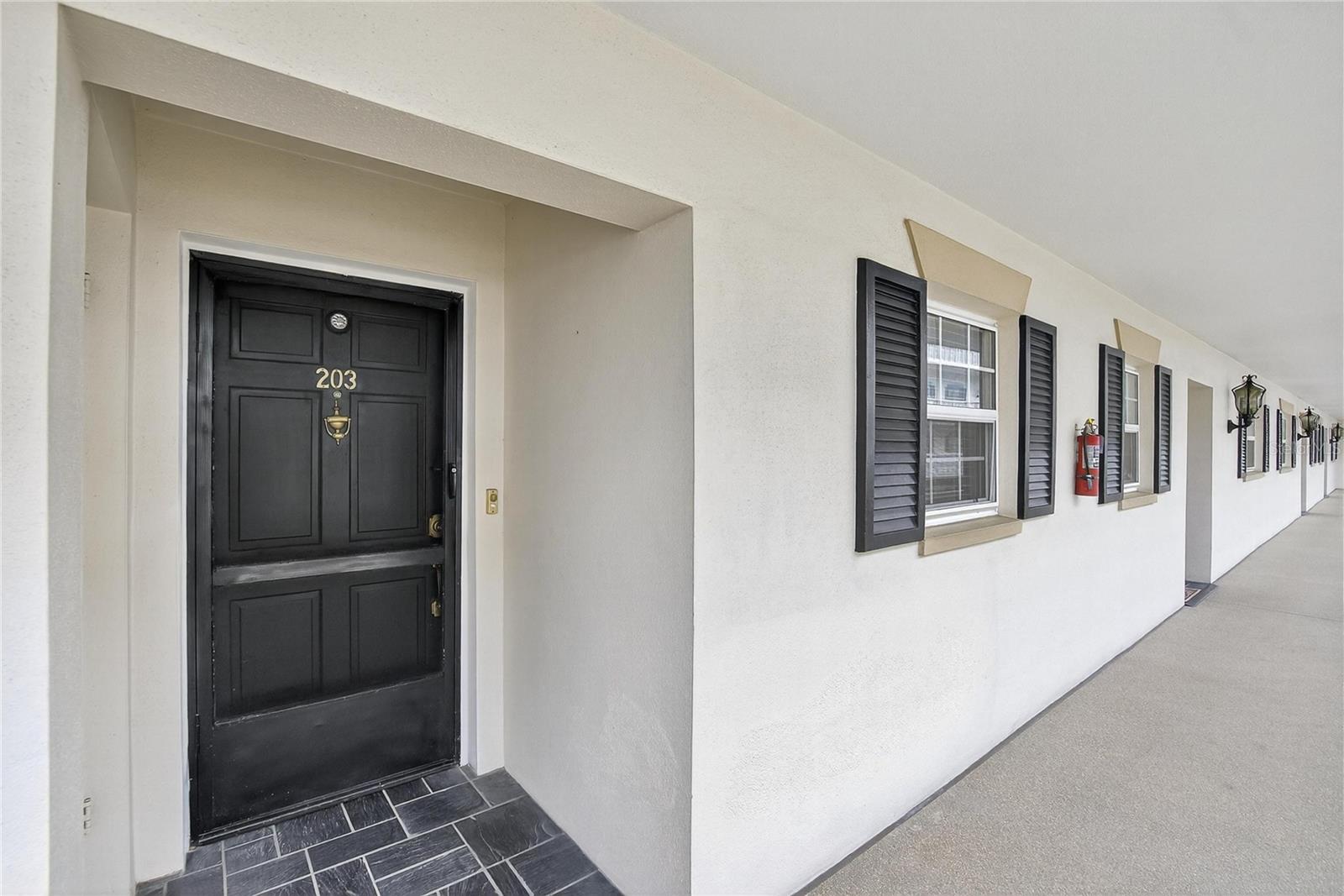 Image 4 of 45 For 131 Bluff View Drive 203