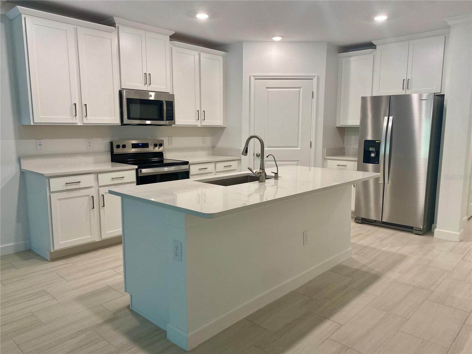 Image 4 of 13 For 16808 Forge Surf Street