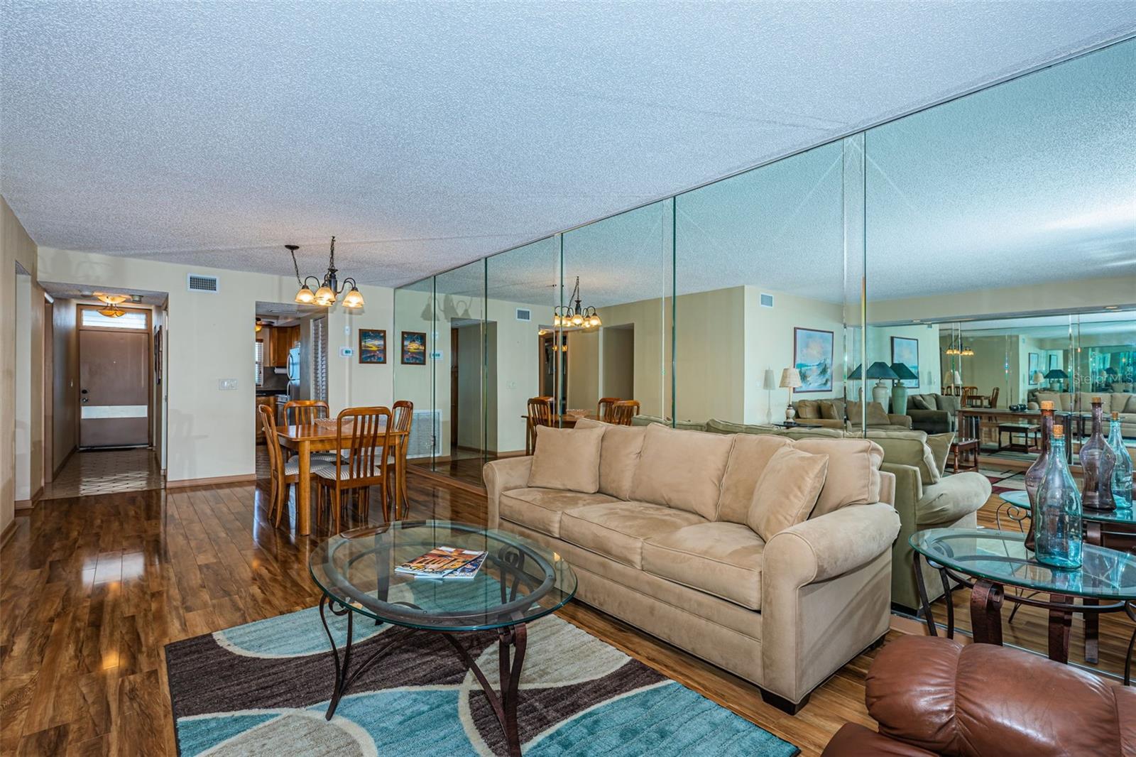 Image 10 of 82 For 6020 Shore Boulevard S 1009