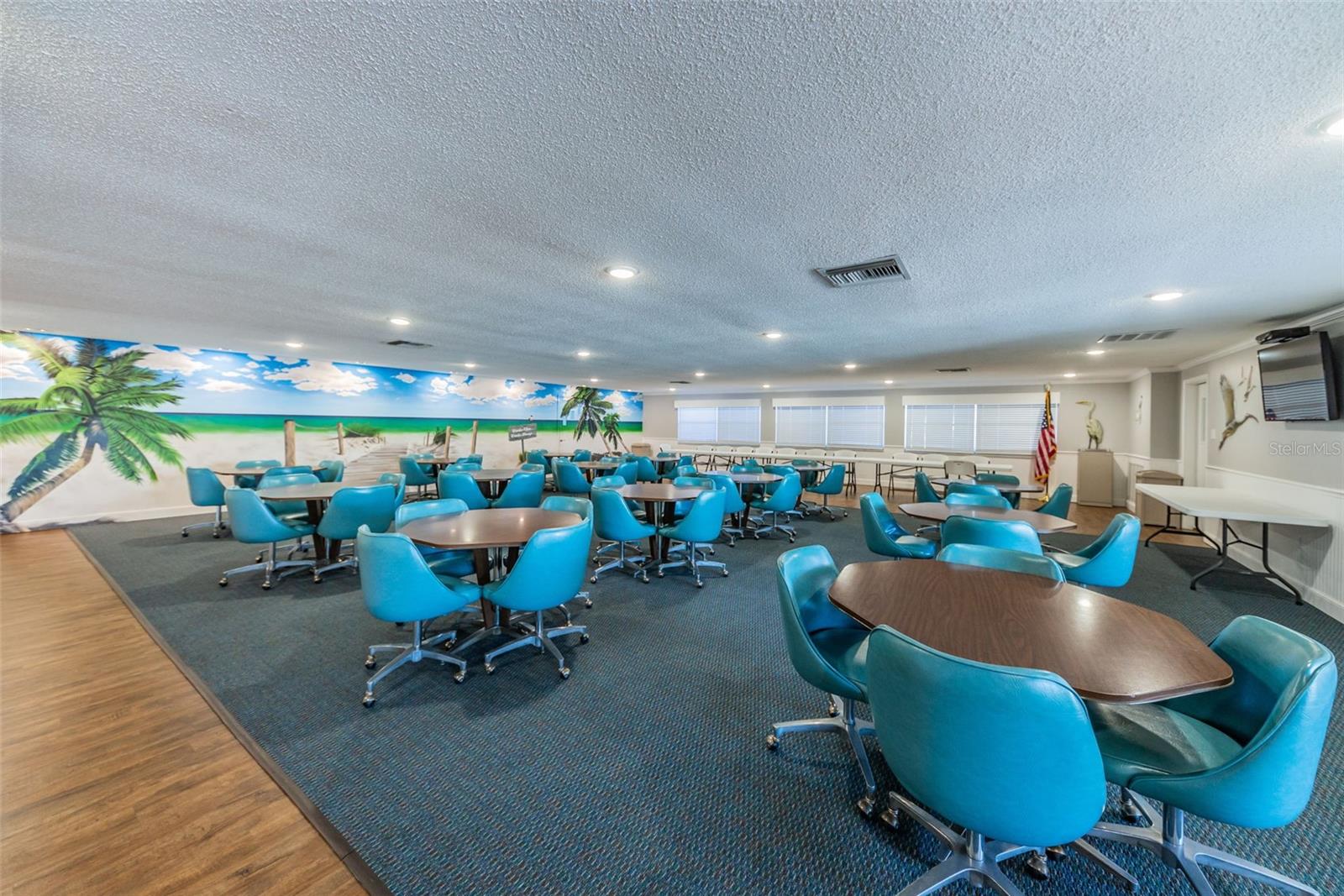 Image 51 of 82 For 6020 Shore Boulevard S 1009