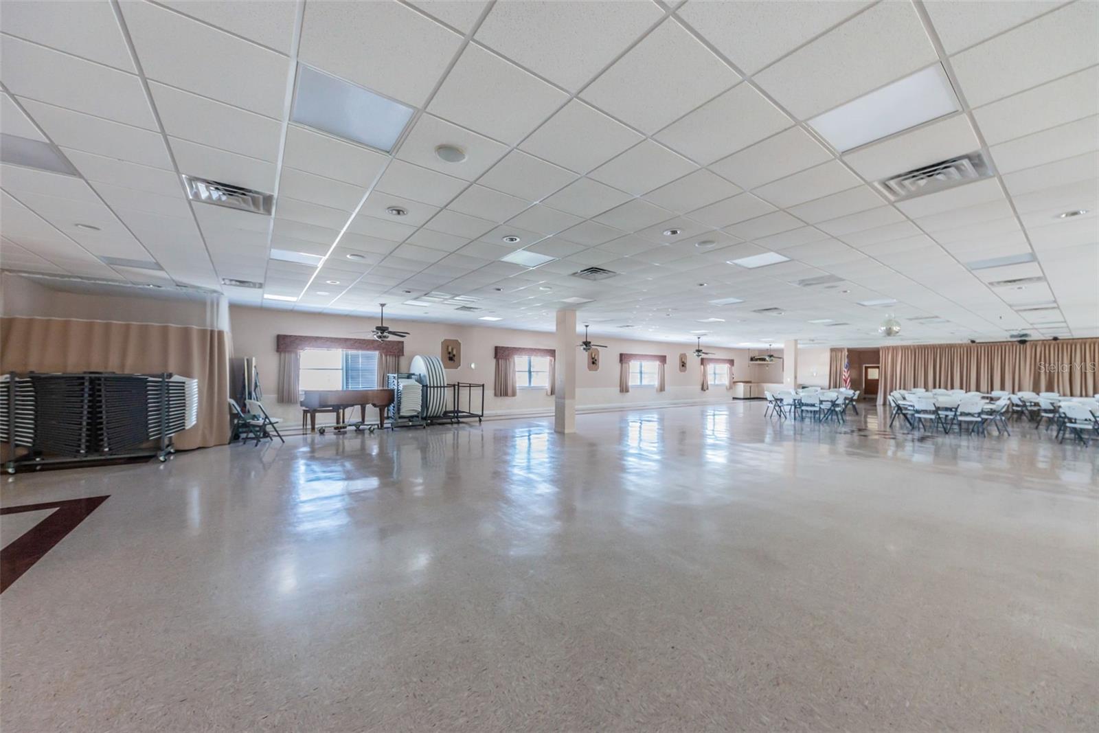 Image 58 of 82 For 6020 Shore Boulevard S 1009