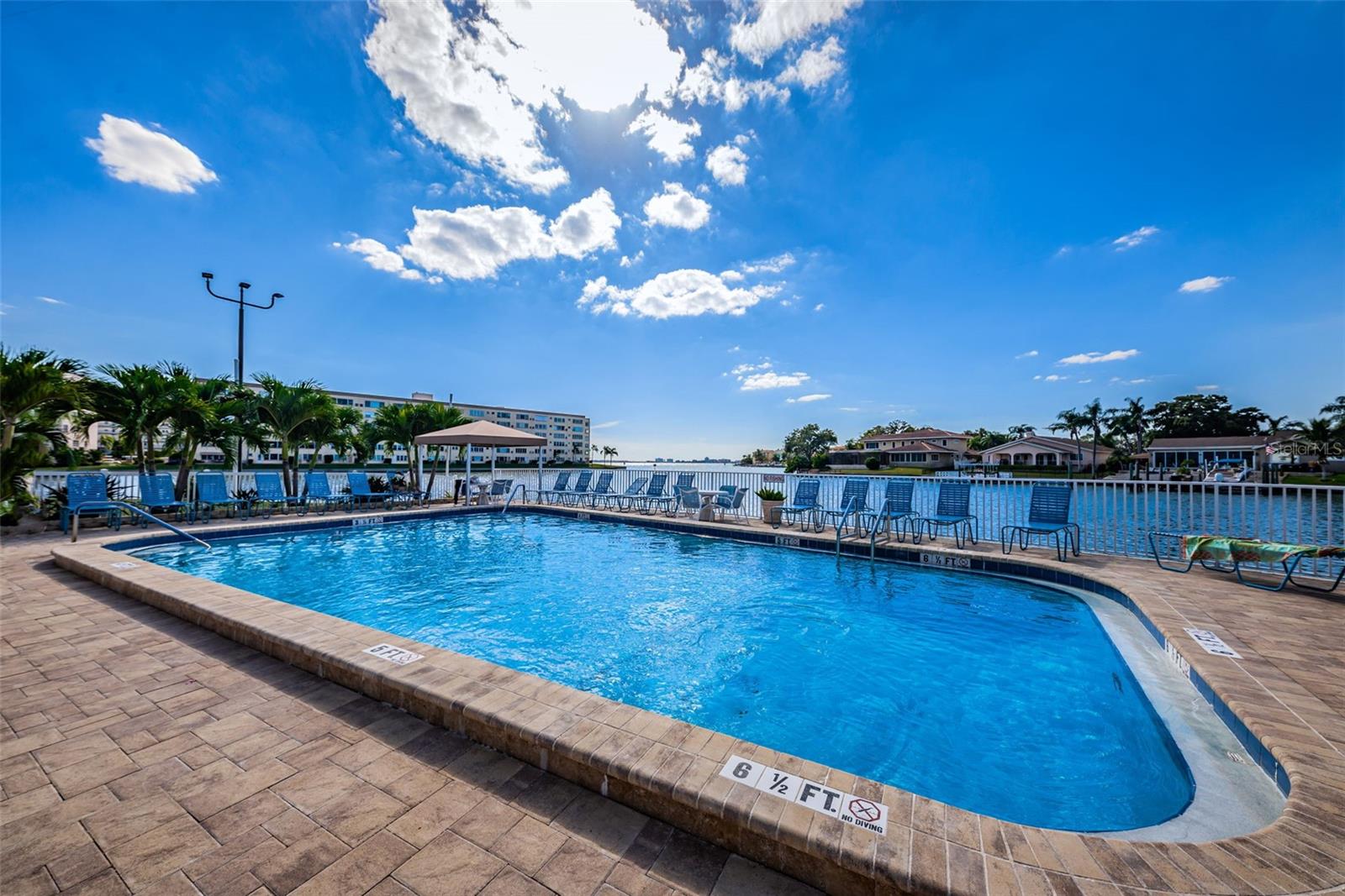 Image 75 of 82 For 6020 Shore Boulevard S 1009