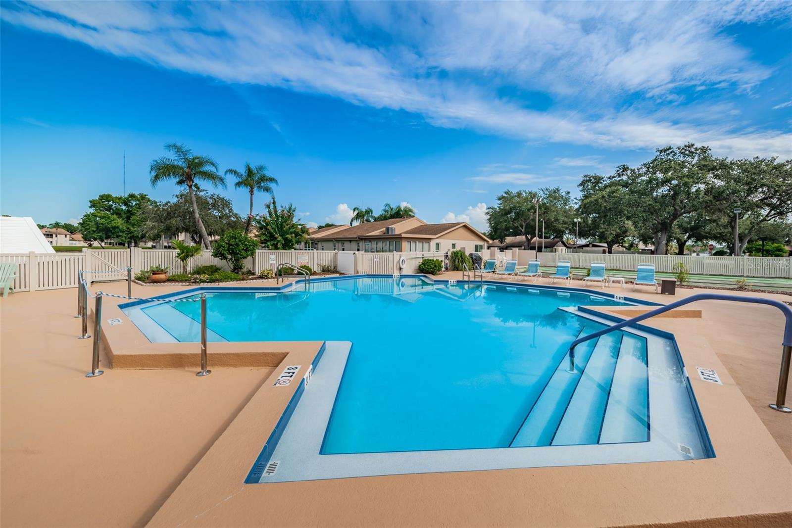 Image 24 of 35 For 3840 Staysail Lane X