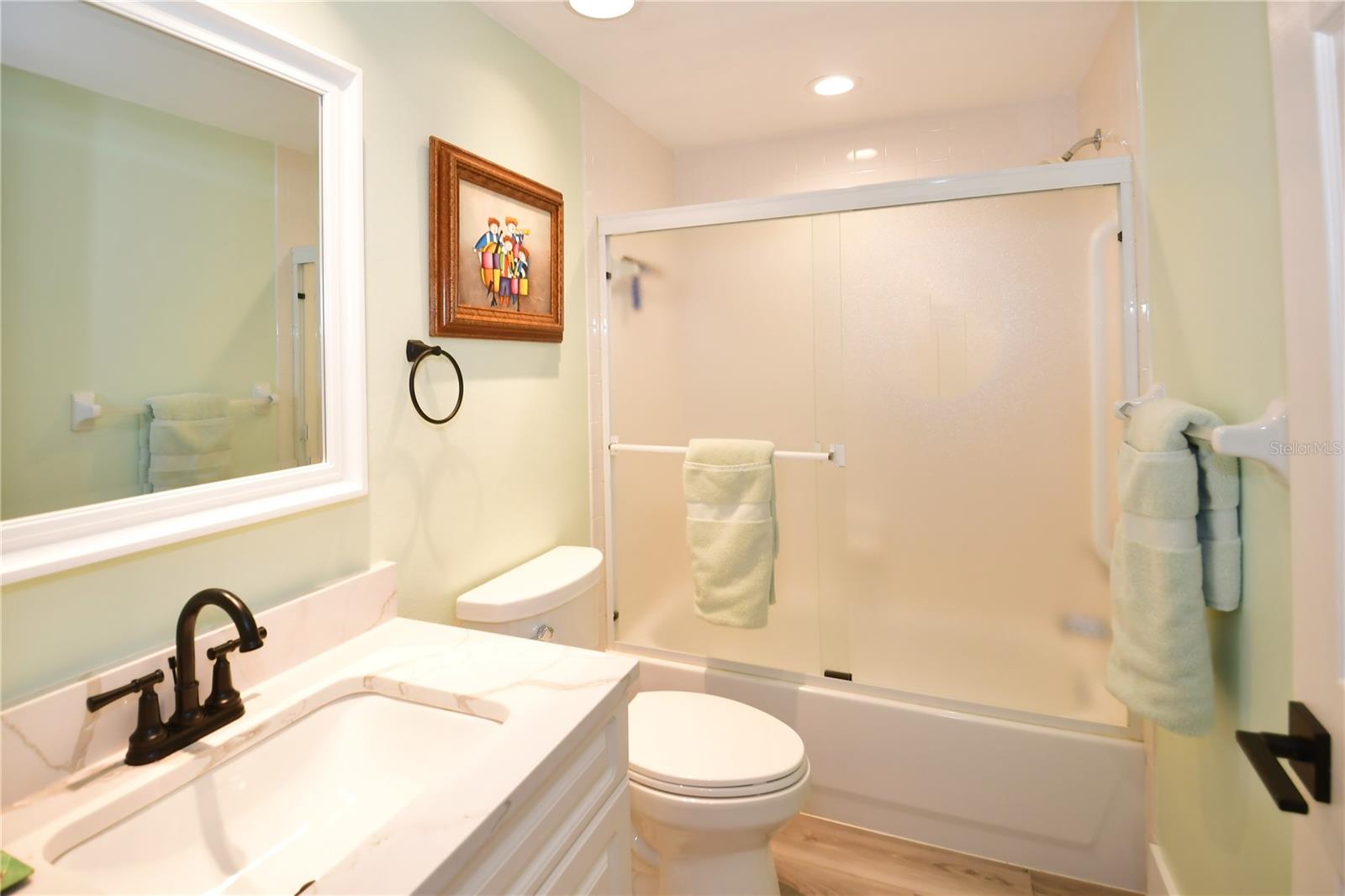 Image 38 of 62 For 6425 Shoreline Drive 10105