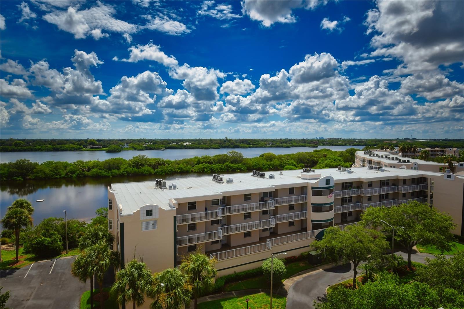 Image 56 of 62 For 6425 Shoreline Drive 10105