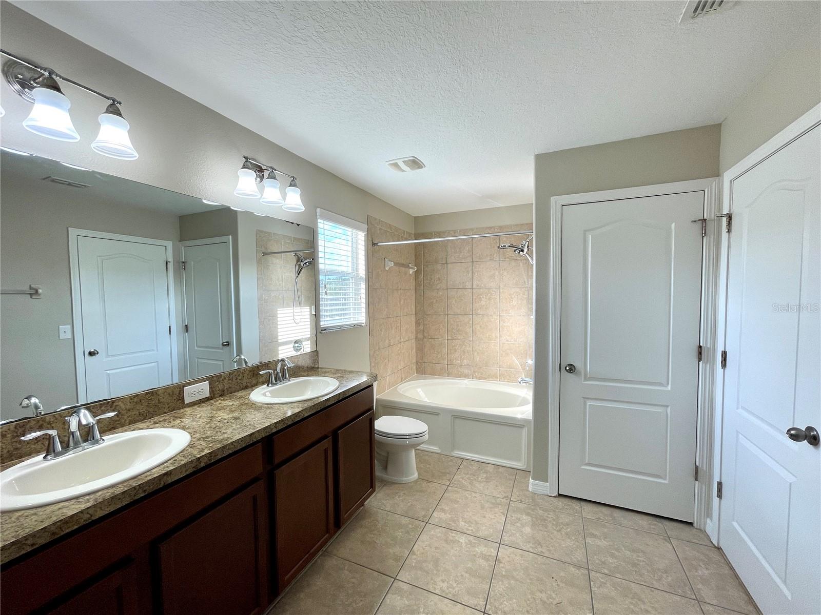 Image 20 of 29 For 1625 Acadia Harbor Place