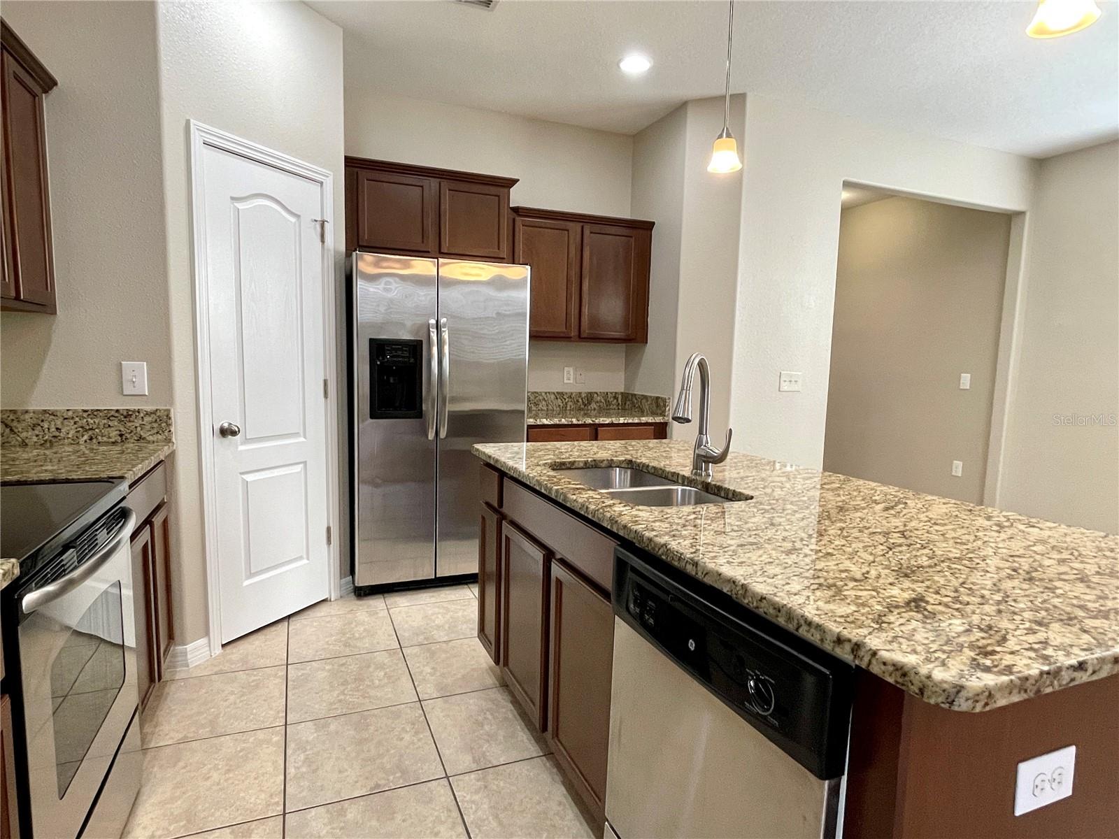 Image 6 of 29 For 1625 Acadia Harbor Place