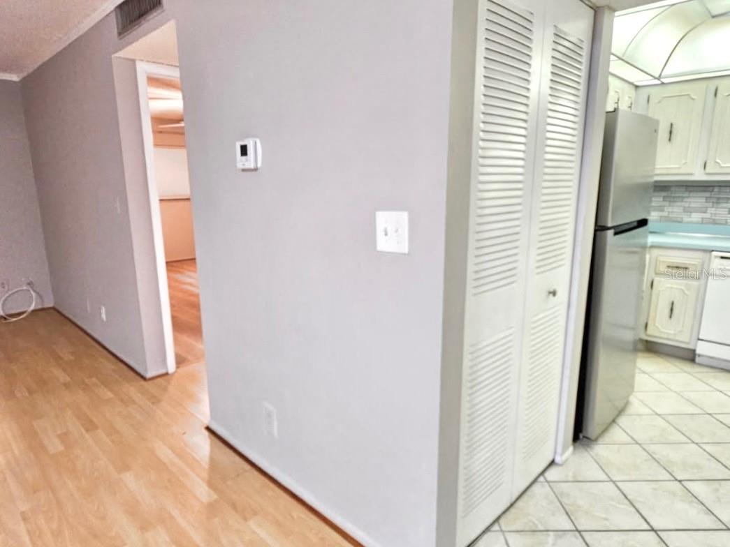 Image 7 of 21 For 11485 Oakhurst Road 1200-303