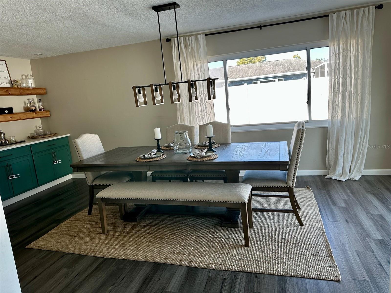 Image 10 of 39 For 7100 21 Street N