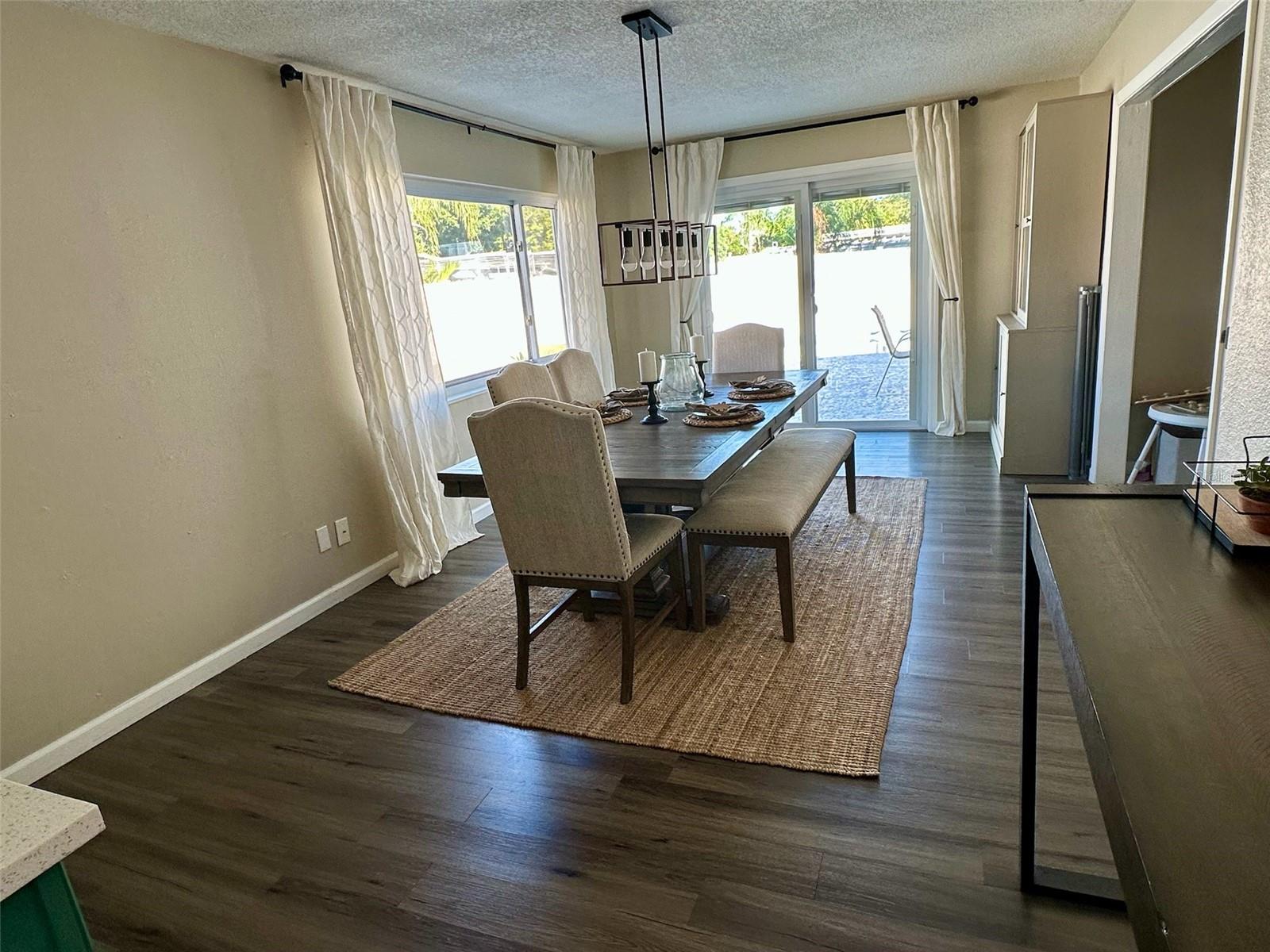 Image 11 of 39 For 7100 21 Street N