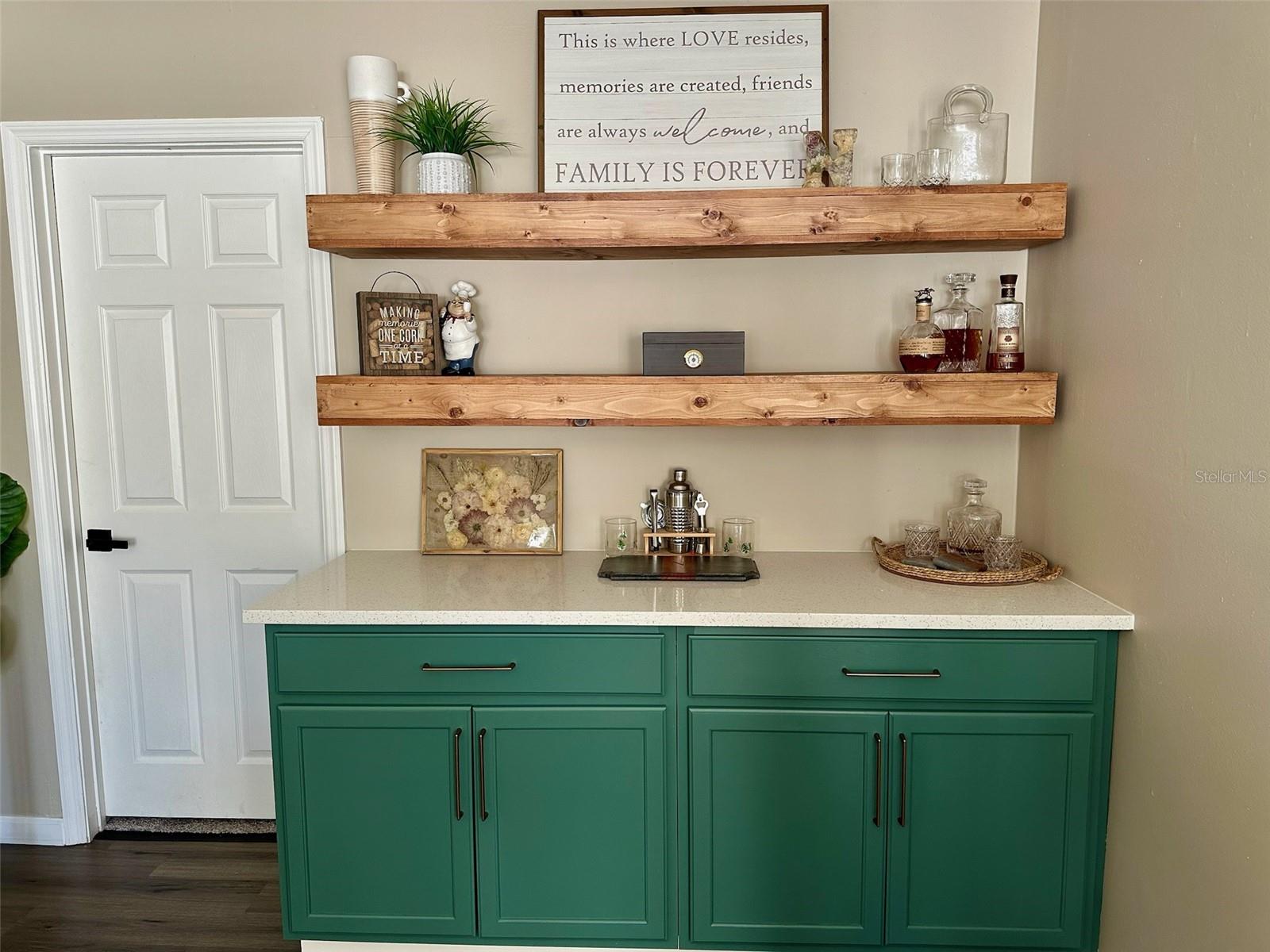 Image 25 of 39 For 7100 21 Street N