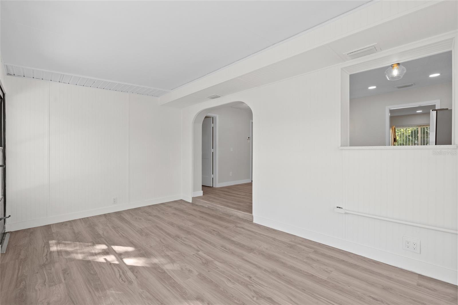 Image 15 of 43 For 10095 Nassau Court