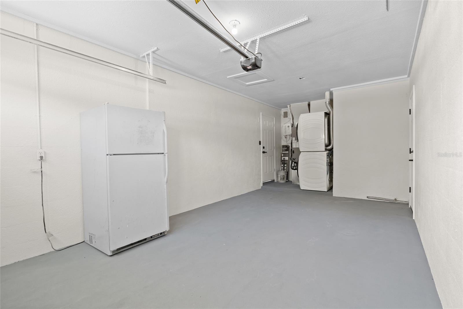 Image 29 of 43 For 10095 Nassau Court