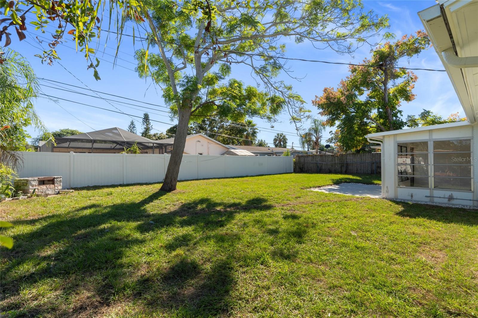 Image 34 of 43 For 10095 Nassau Court